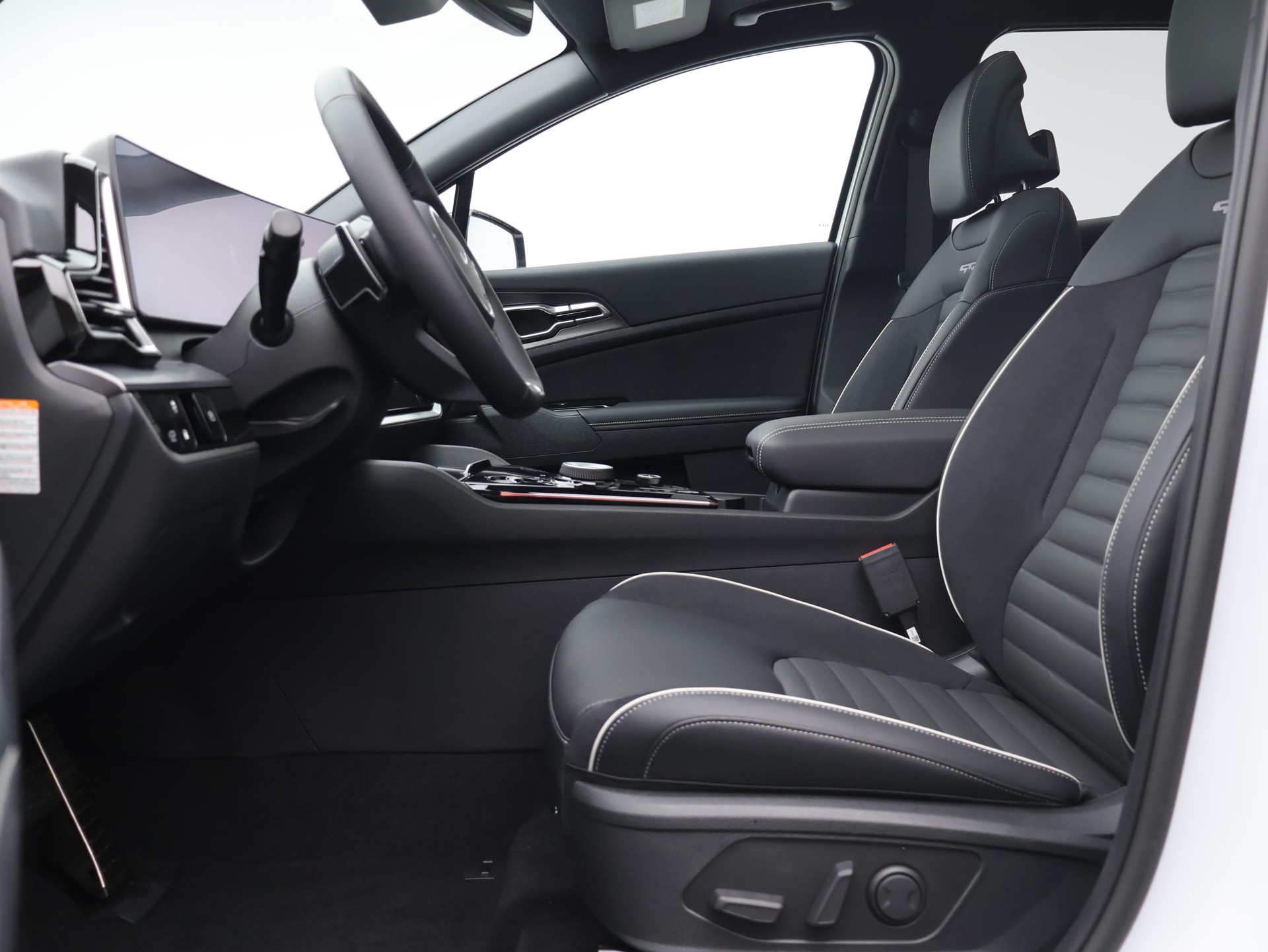 KIA Sportage 1.6 T-GDi PHEV GT-Line-image-2