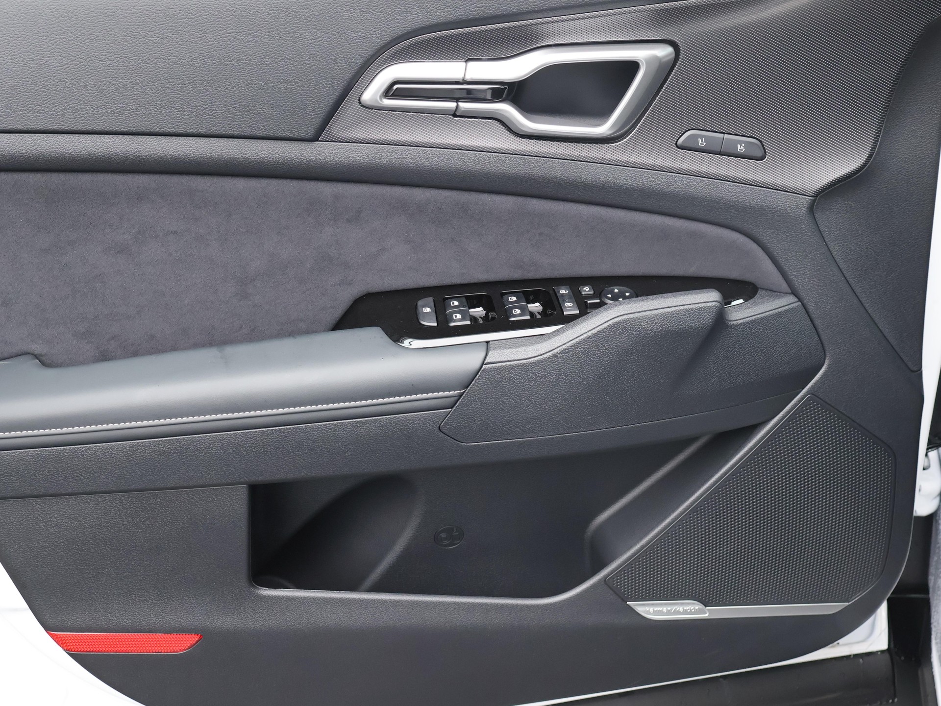 KIA Sportage 1.6 T-GDi PHEV GT-Line-image-16