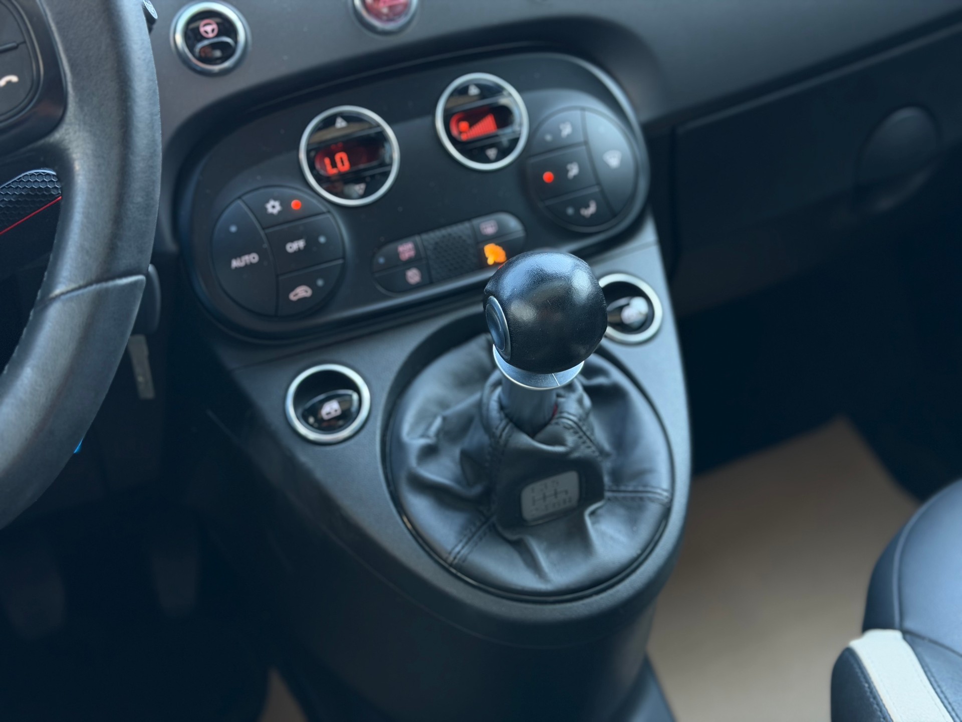 FIAT 500 1.0 N3 MildHybrid Rockstar-image-16