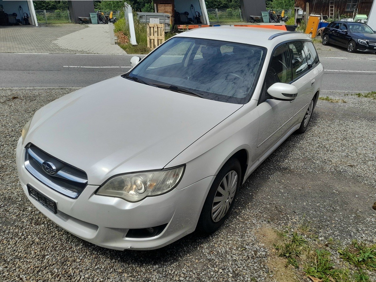 SUBARU Legacy 2.0R AWD Swiss-image-2