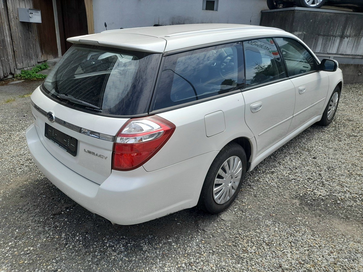 SUBARU Legacy 2.0R AWD Swiss-image-0
