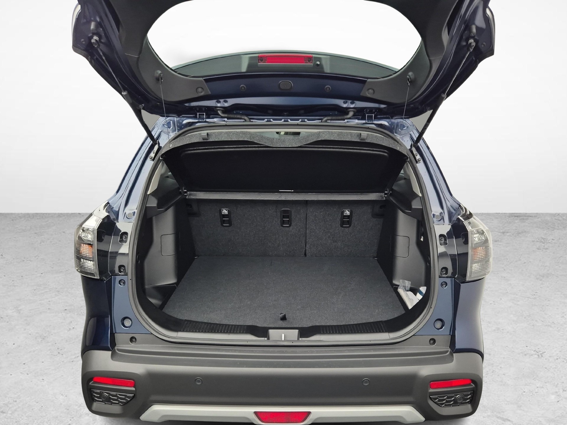 SUZUKI S-Cross 1.4 T Sakura Top Hybrid 4x4-image-18