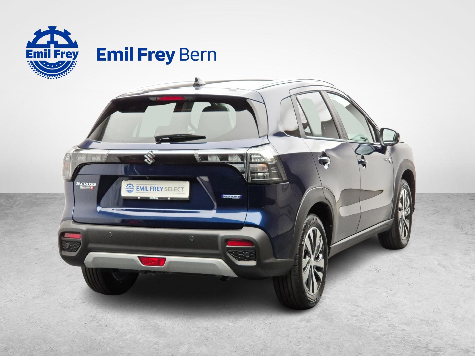 SUZUKI S-Cross 1.4 T Sakura Top Hybrid 4x4-image-7