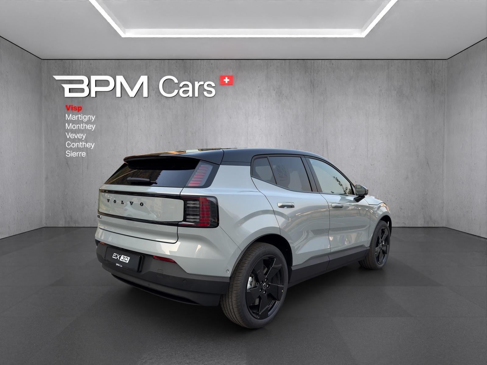 VOLVO EX30 Black Edition Ultra XCENTRIC P8 AWD-image-4