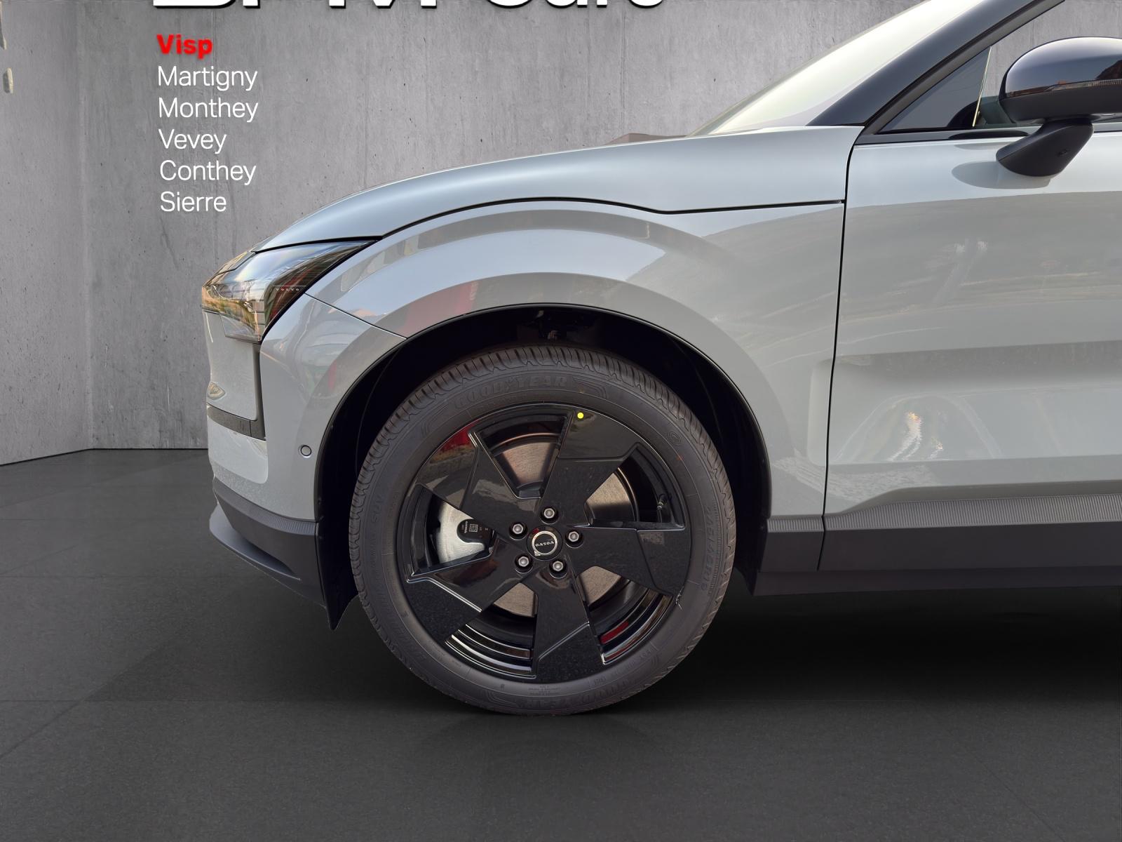 VOLVO EX30 Black Edition Ultra XCENTRIC P8 AWD-image-7