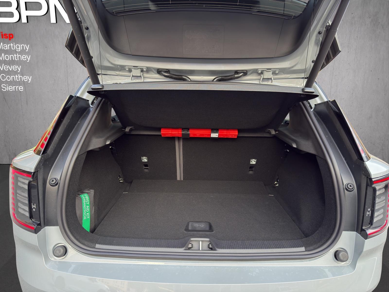 VOLVO EX30 Black Edition Ultra XCENTRIC P8 AWD-image-15
