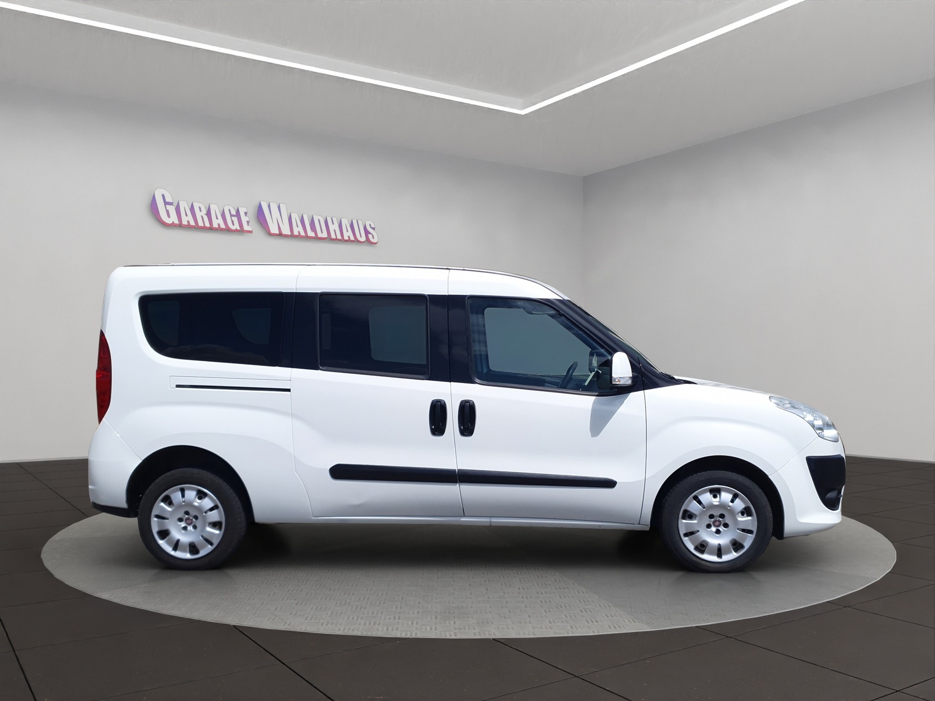 FIAT Doblò 1.4 16V Kombi Swiss-image-5
