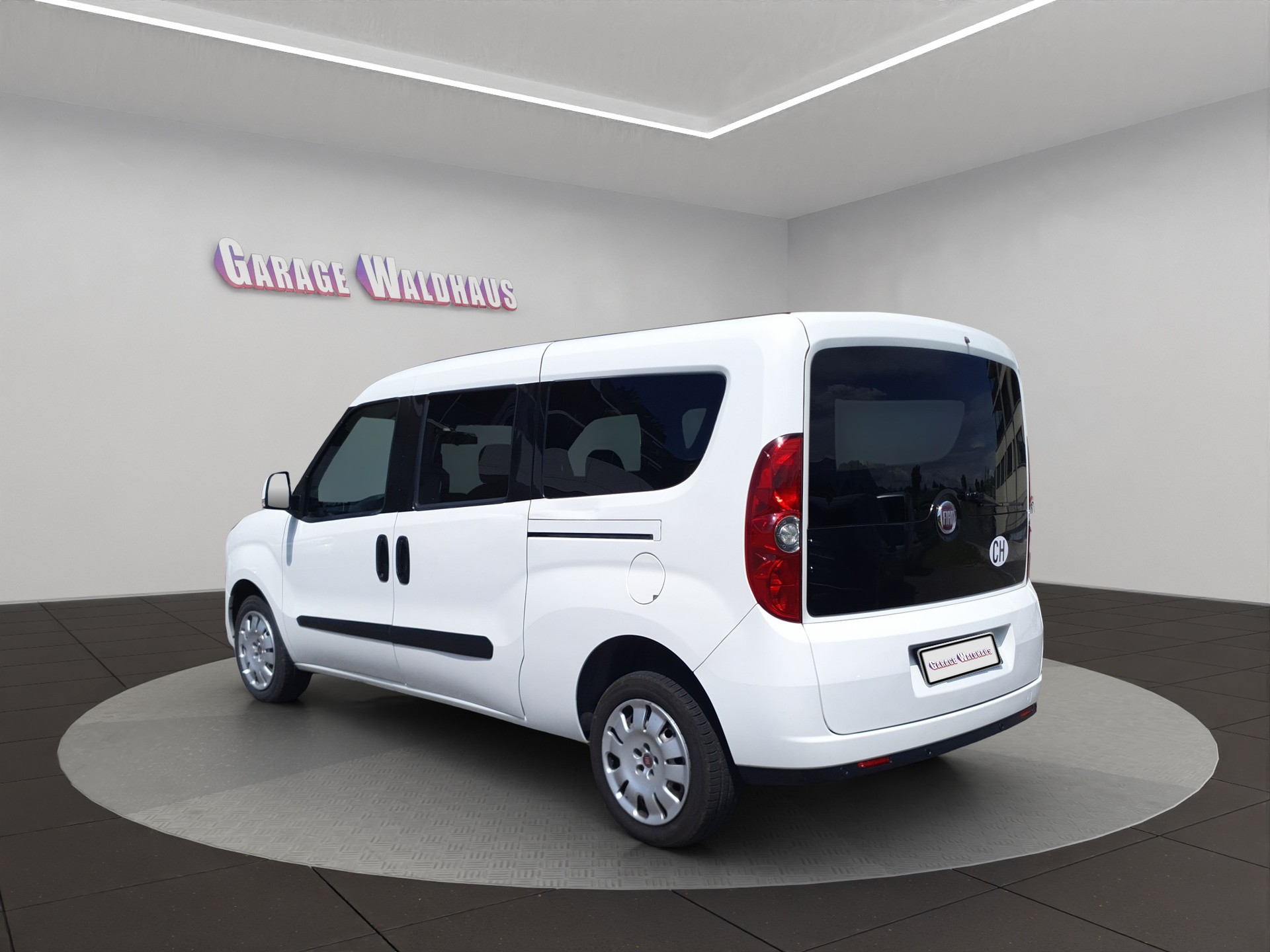 FIAT Doblò 1.4 16V Kombi Swiss-image-2