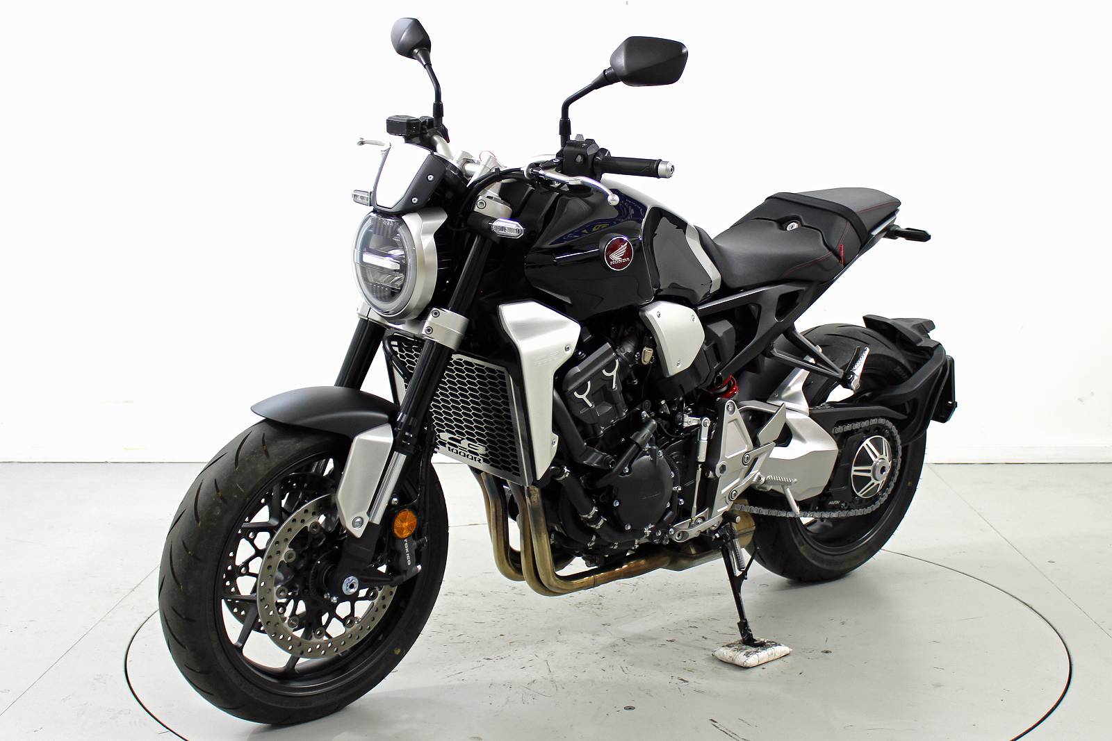 HONDA CB 1000 R ABS-showroom-element-2