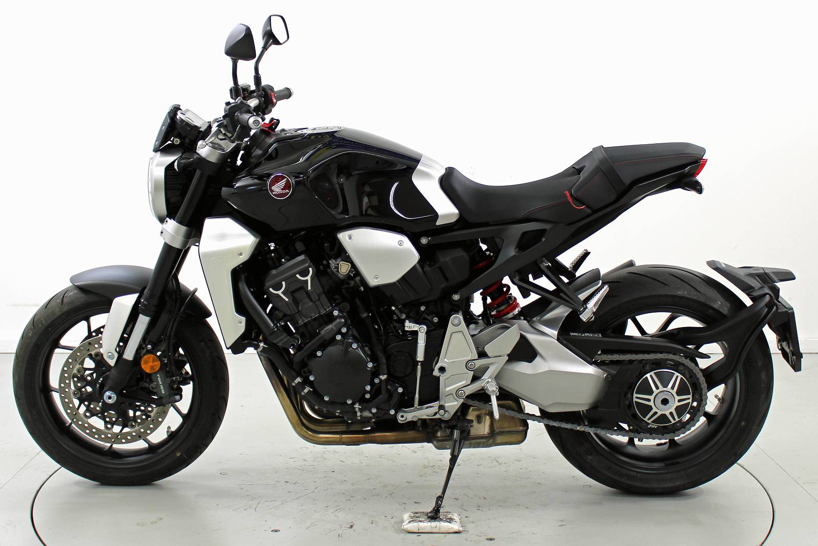 HONDA CB 1000 R ABS-image-4