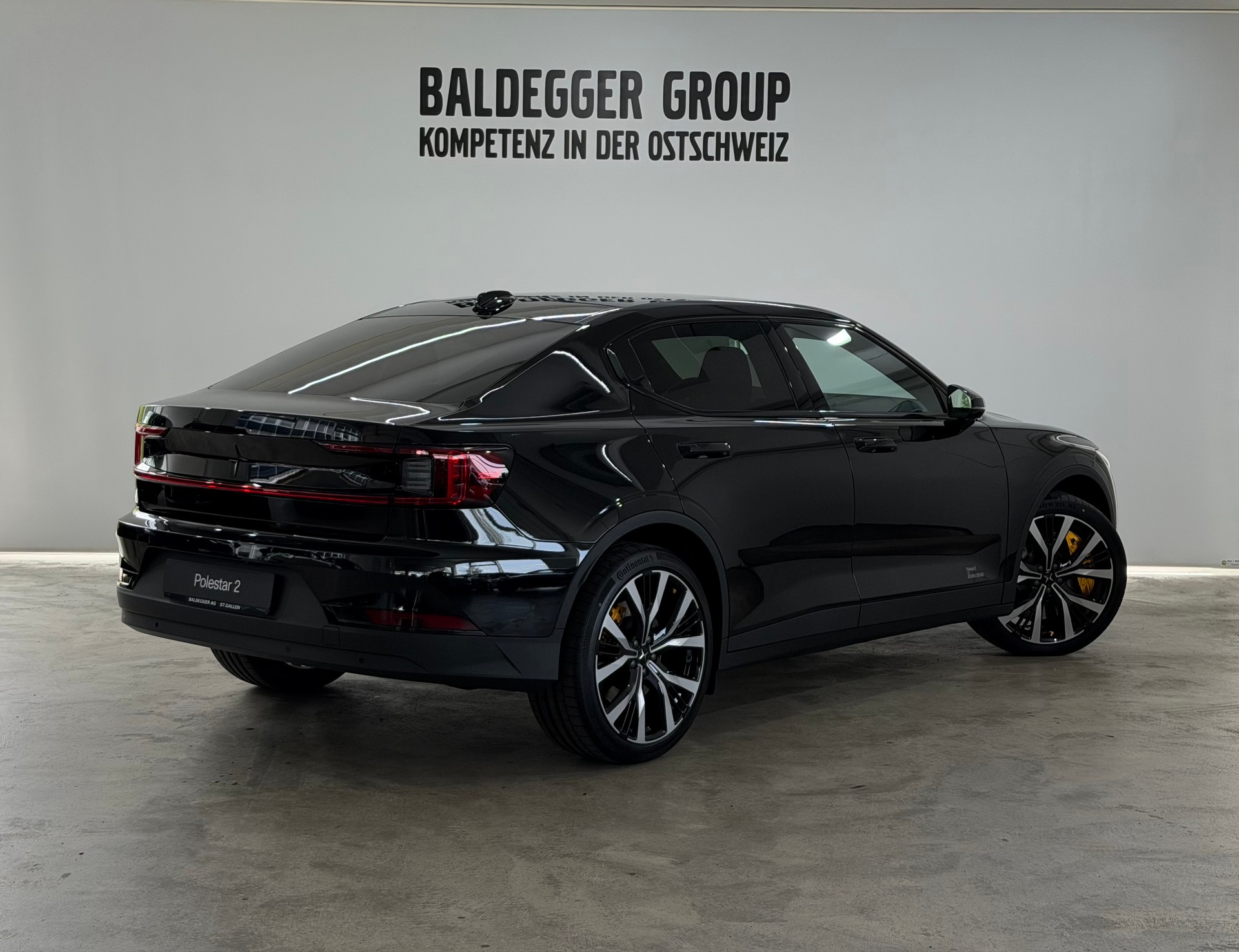 POLESTAR 2 Long Range Dual Motor Perfor-image-2
