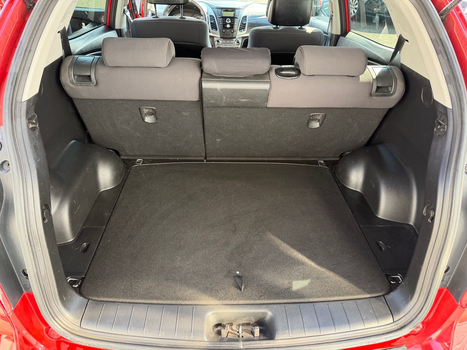 KGM-SsangYong Korando 2.0 e-XDI Plus Edition 4WD-image-8