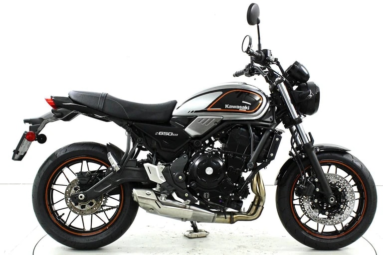 KAWASAKI Z 650 RS ABS-showroom-element-3