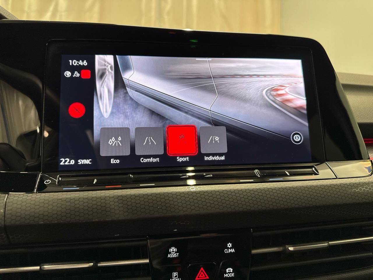 VW Golf 2.0 TSI GTI Black Style Edition-image-9