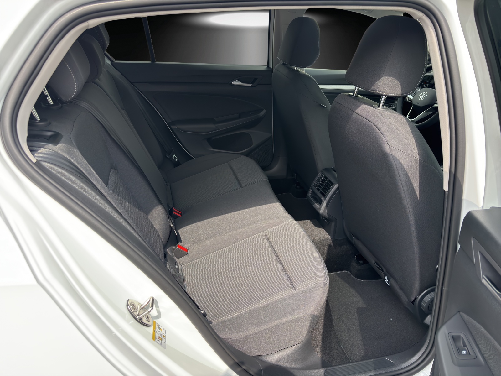 VW Golf 1.5 e TSI mHEV Trend DSG-image-7