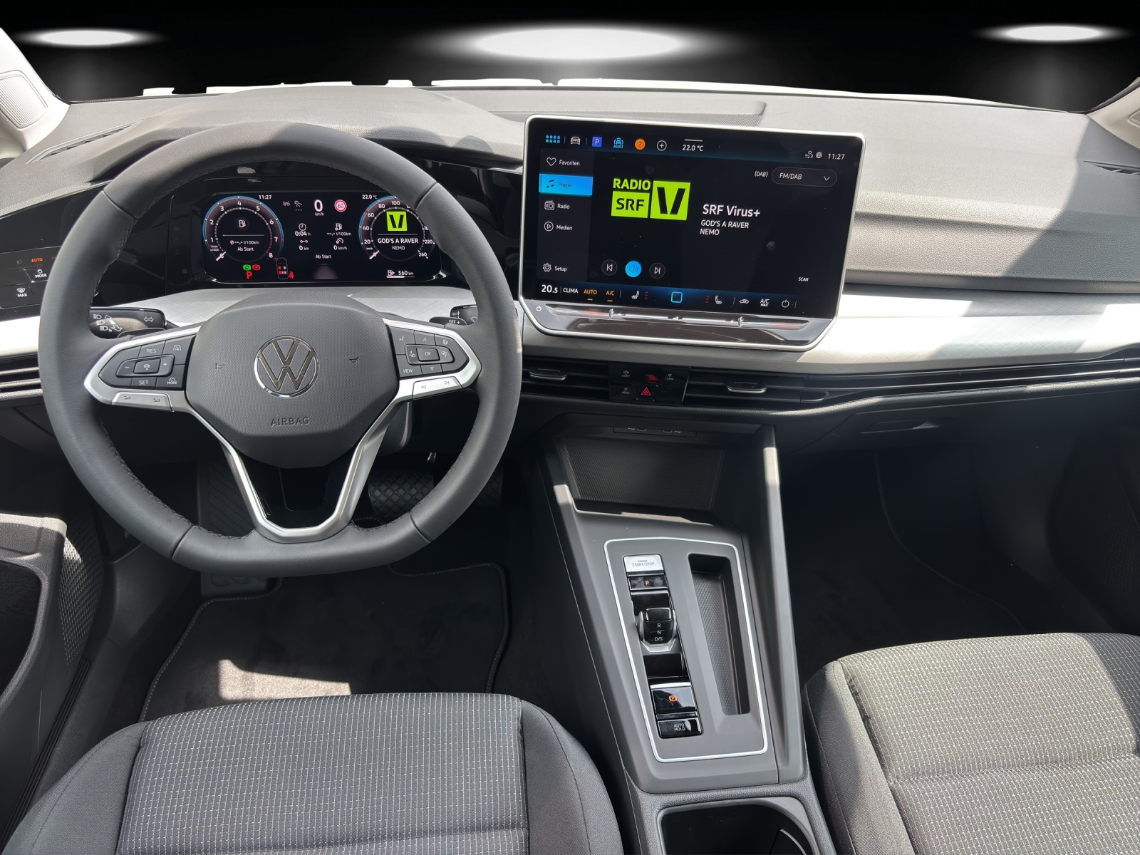 VW Golf 1.5 e TSI mHEV Trend DSG-image-10