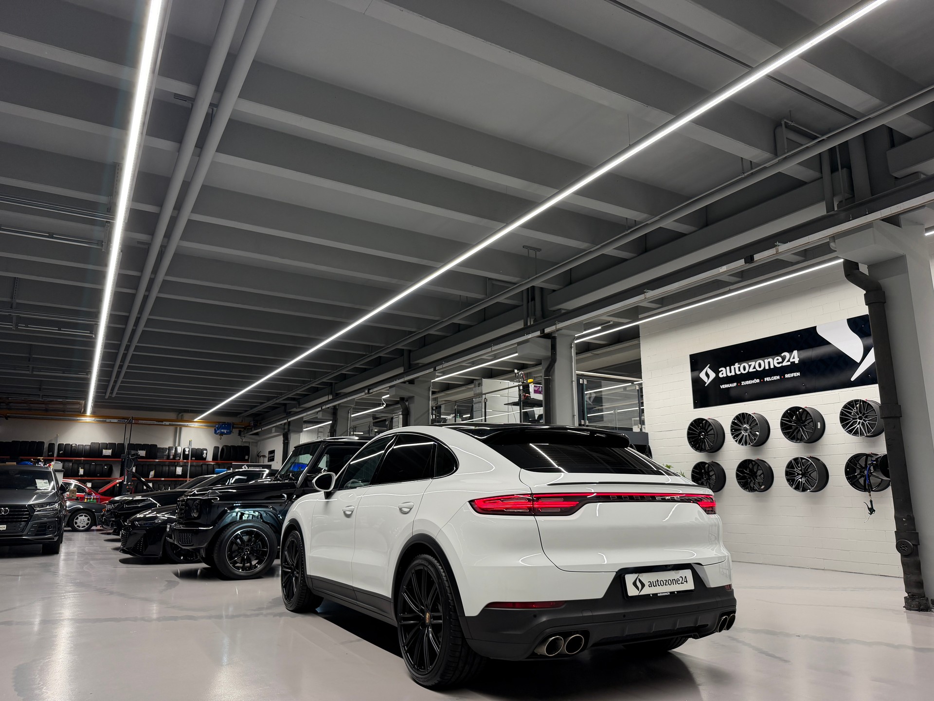 PORSCHE Cayenne S Coupé 2.9 V6 *Frisch ab MFK*Garantie*neue Sommerreifen*-image-11