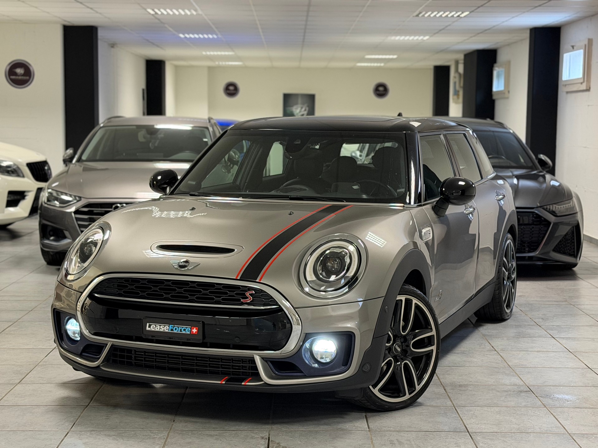 MINI Clubman Cooper S ALL4 Steptronic-image-0