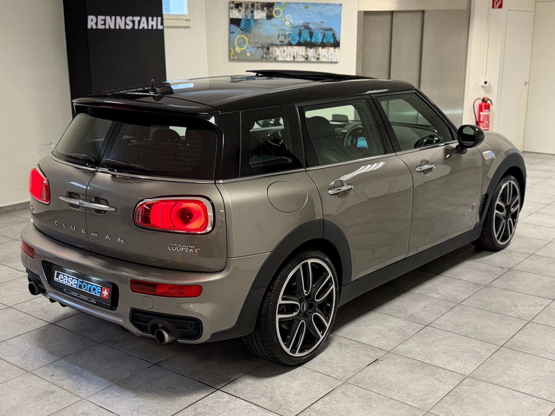 MINI Clubman Cooper S ALL4 Steptronic-image-15