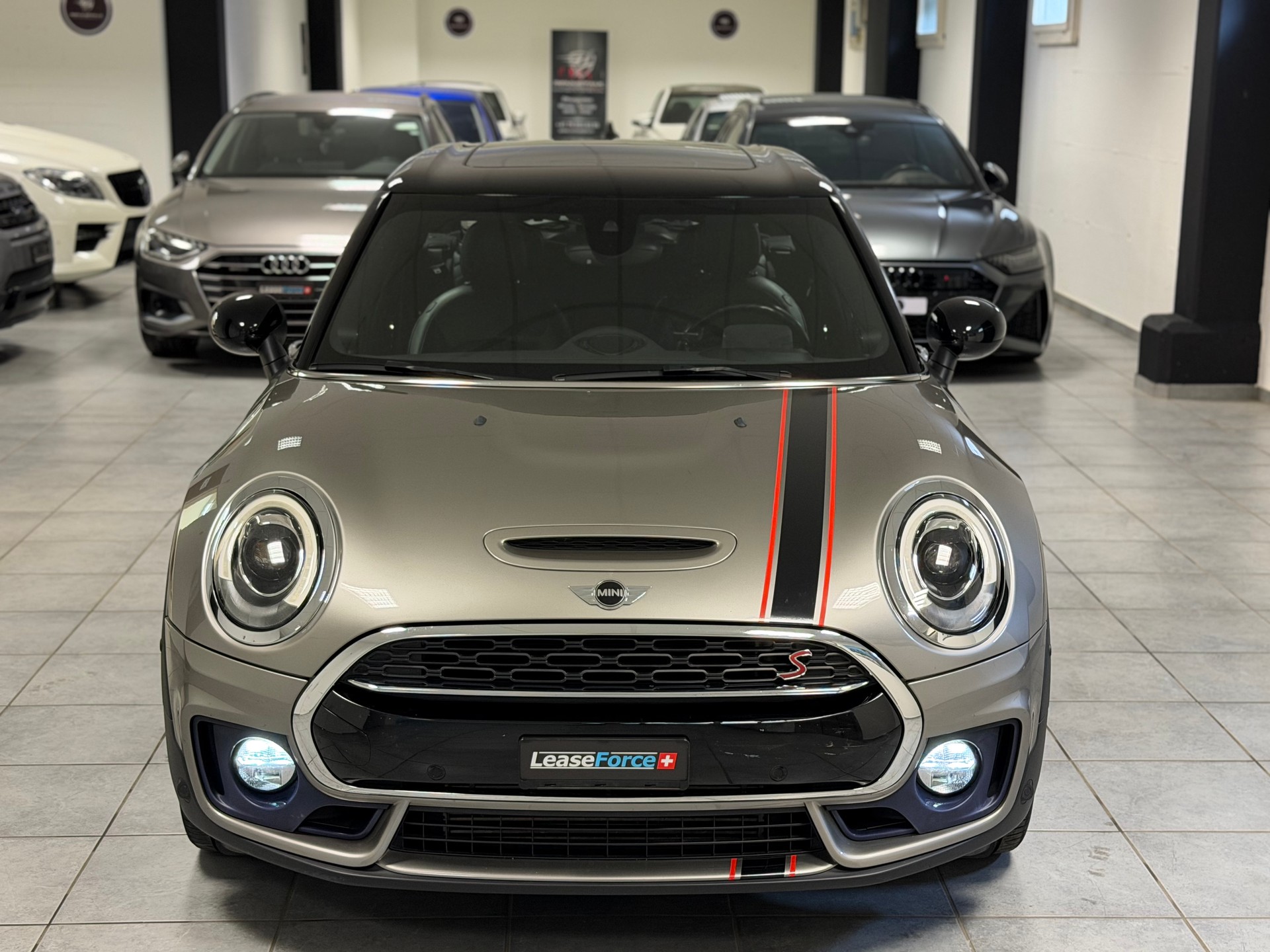 MINI Clubman Cooper S ALL4 Steptronic-image-3
