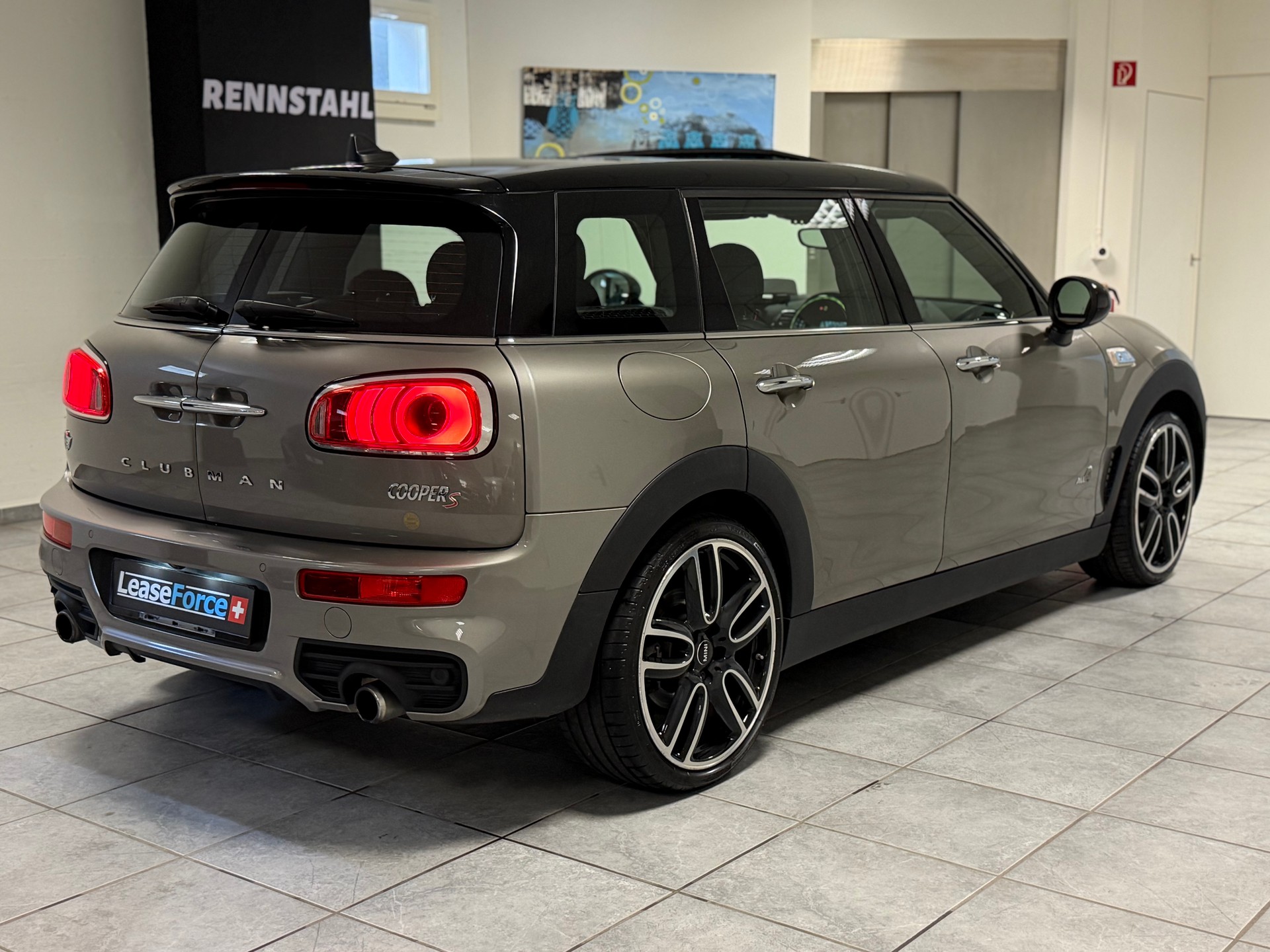 MINI Clubman Cooper S ALL4 Steptronic-image-14