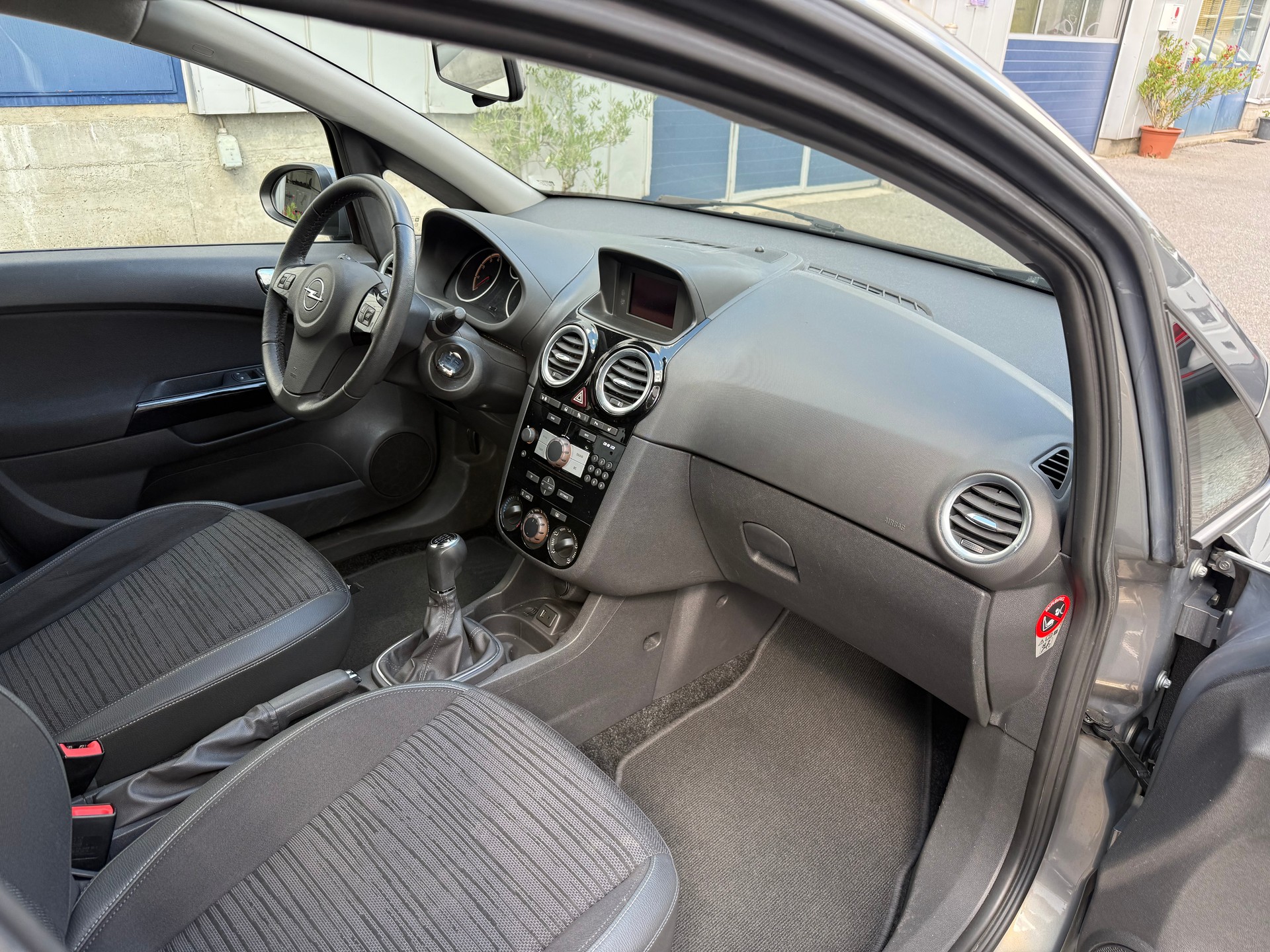 OPEL Corsa 1.4 TP Energy-image-12