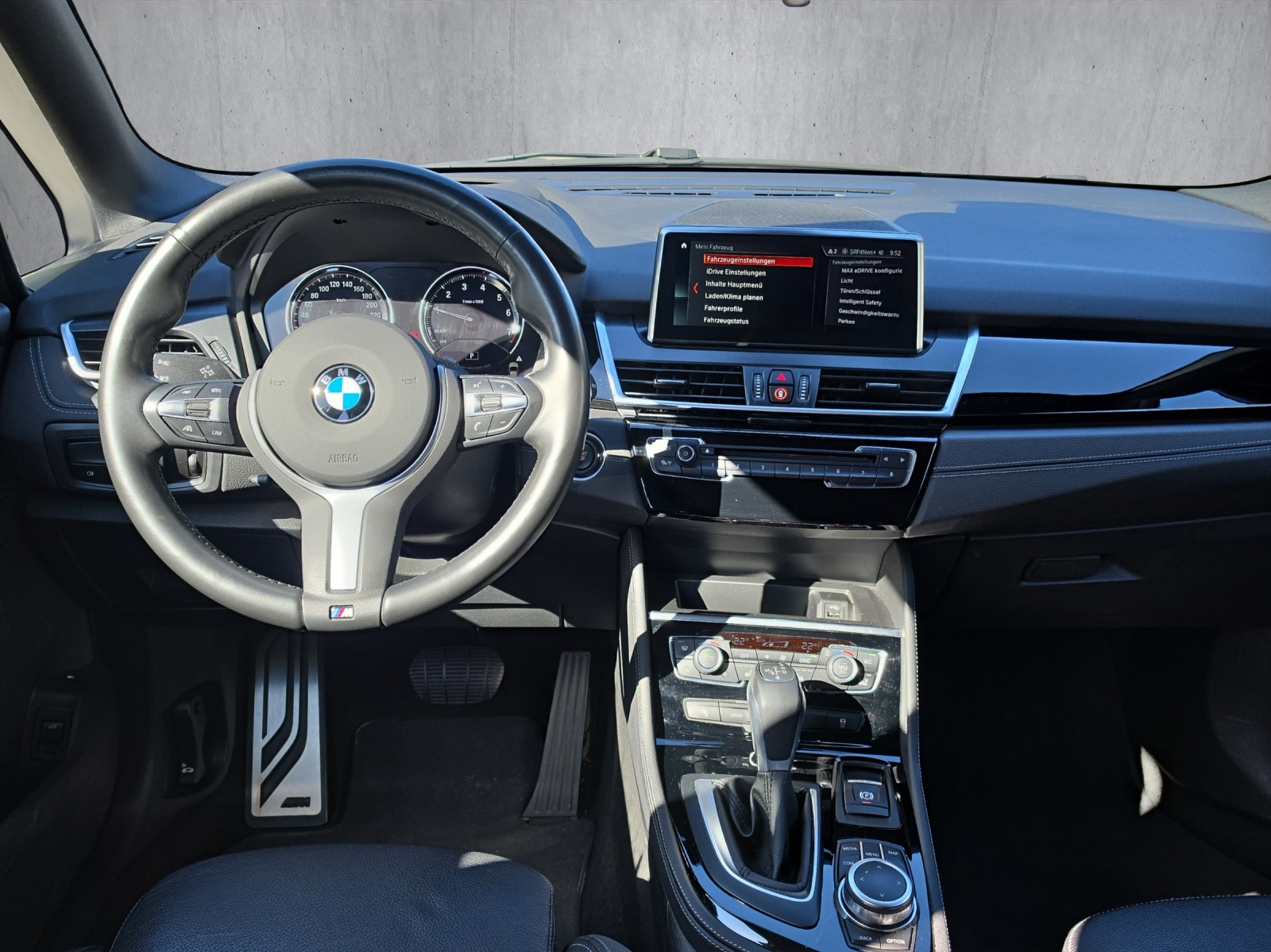BMW 225xe iPerformance Active Tourer Steptronic-image-11