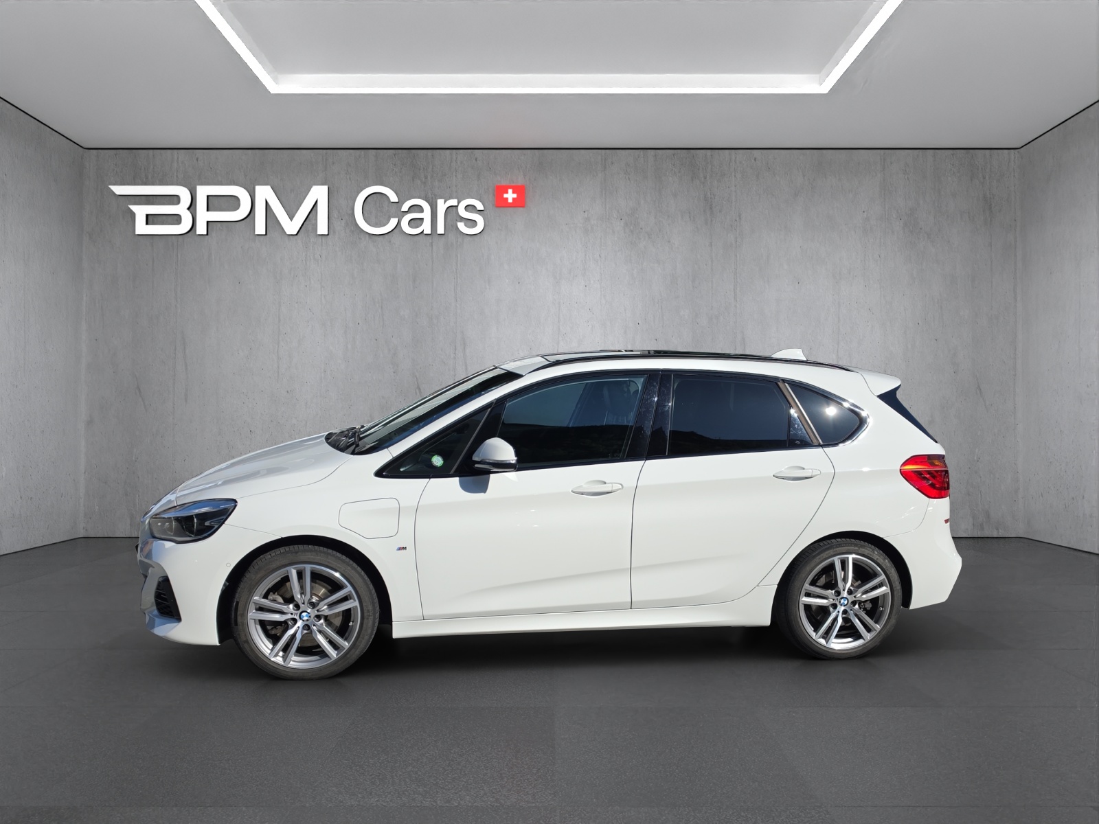 BMW 225xe iPerformance Active Tourer Steptronic-image-17