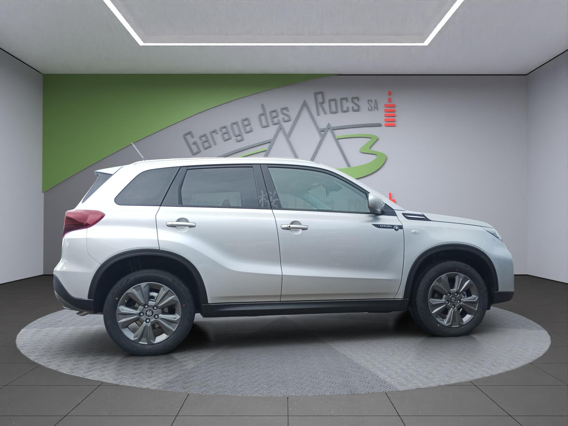 SUZUKI Vitara 1.4 T Sakura Hybrid 4x4-image-8