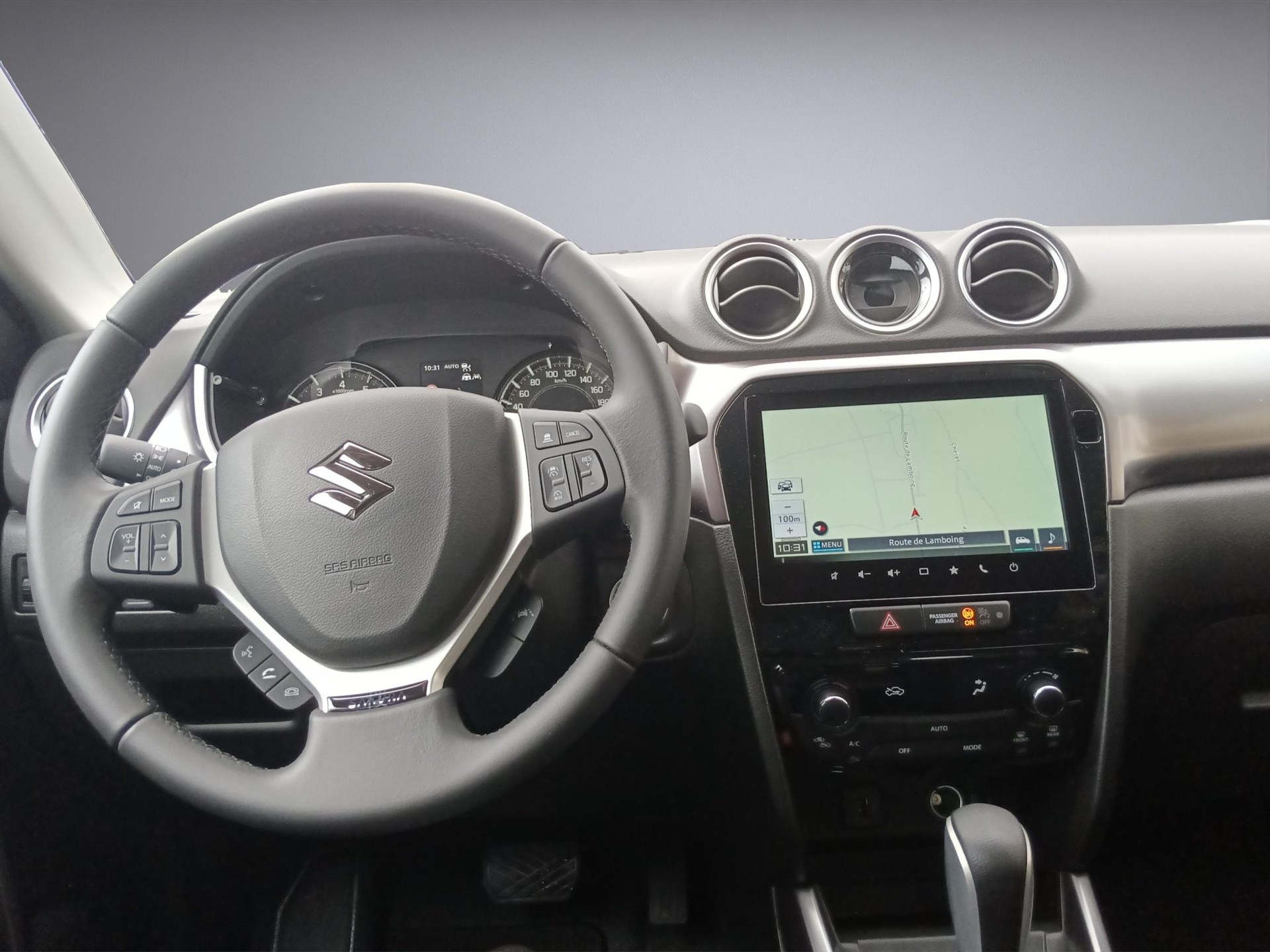 SUZUKI Vitara 1.4 T Sakura Hybrid 4x4-image-12
