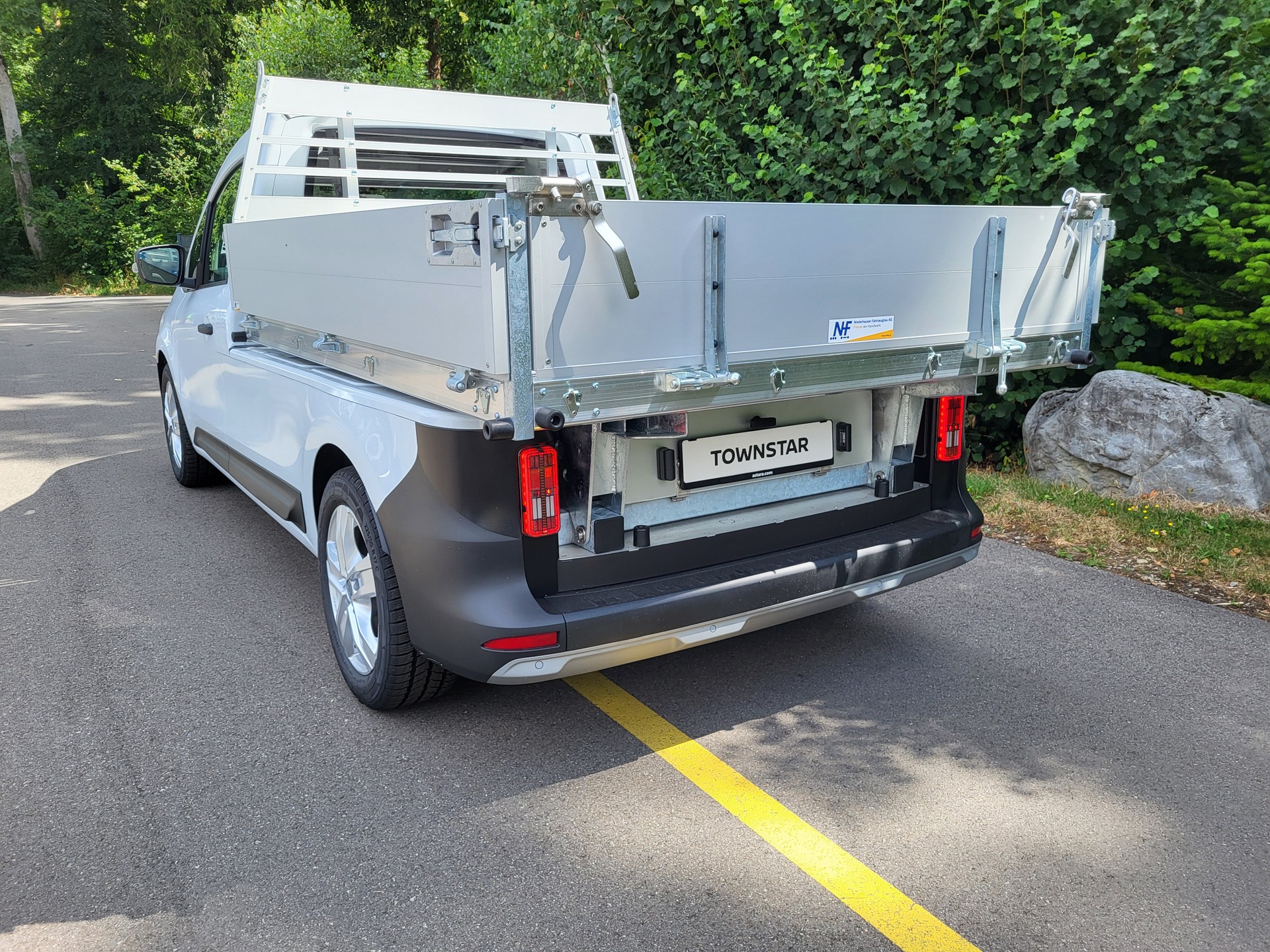 NISSAN Townstar 45kWh L2 Acenta-image-6