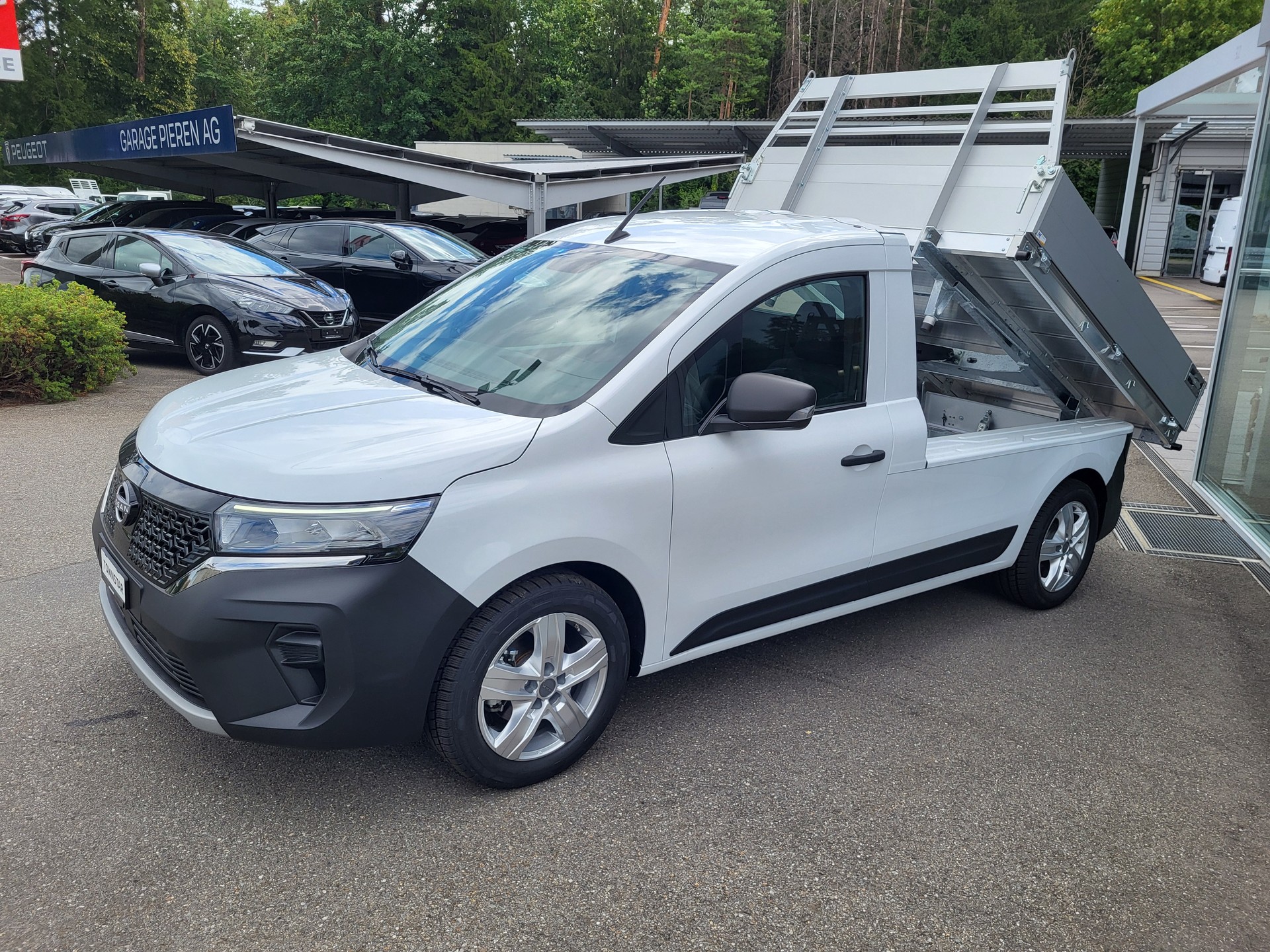 NISSAN Townstar 45kWh L2 Acenta-image-1