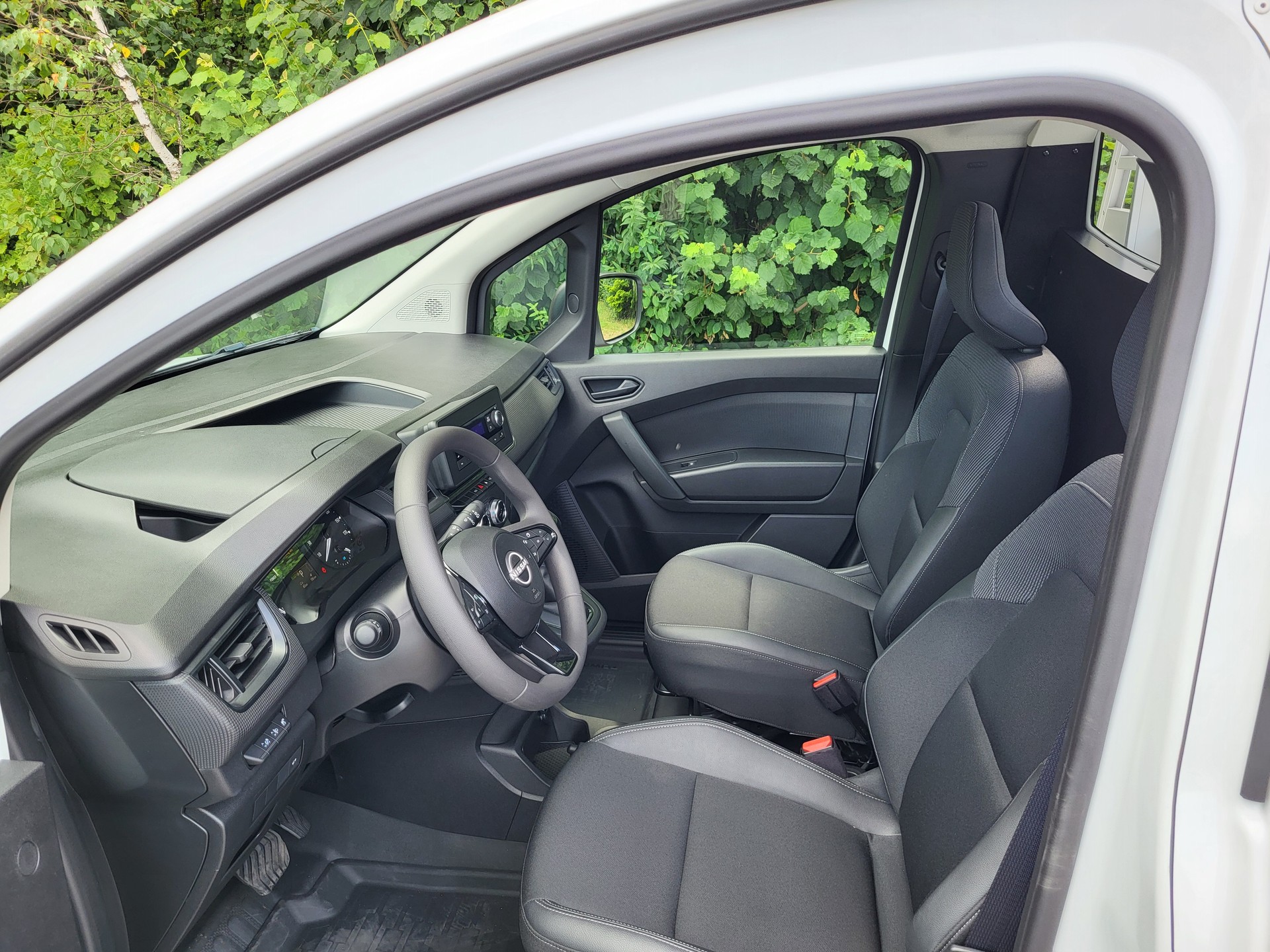NISSAN Townstar 45kWh L2 Acenta-image-9