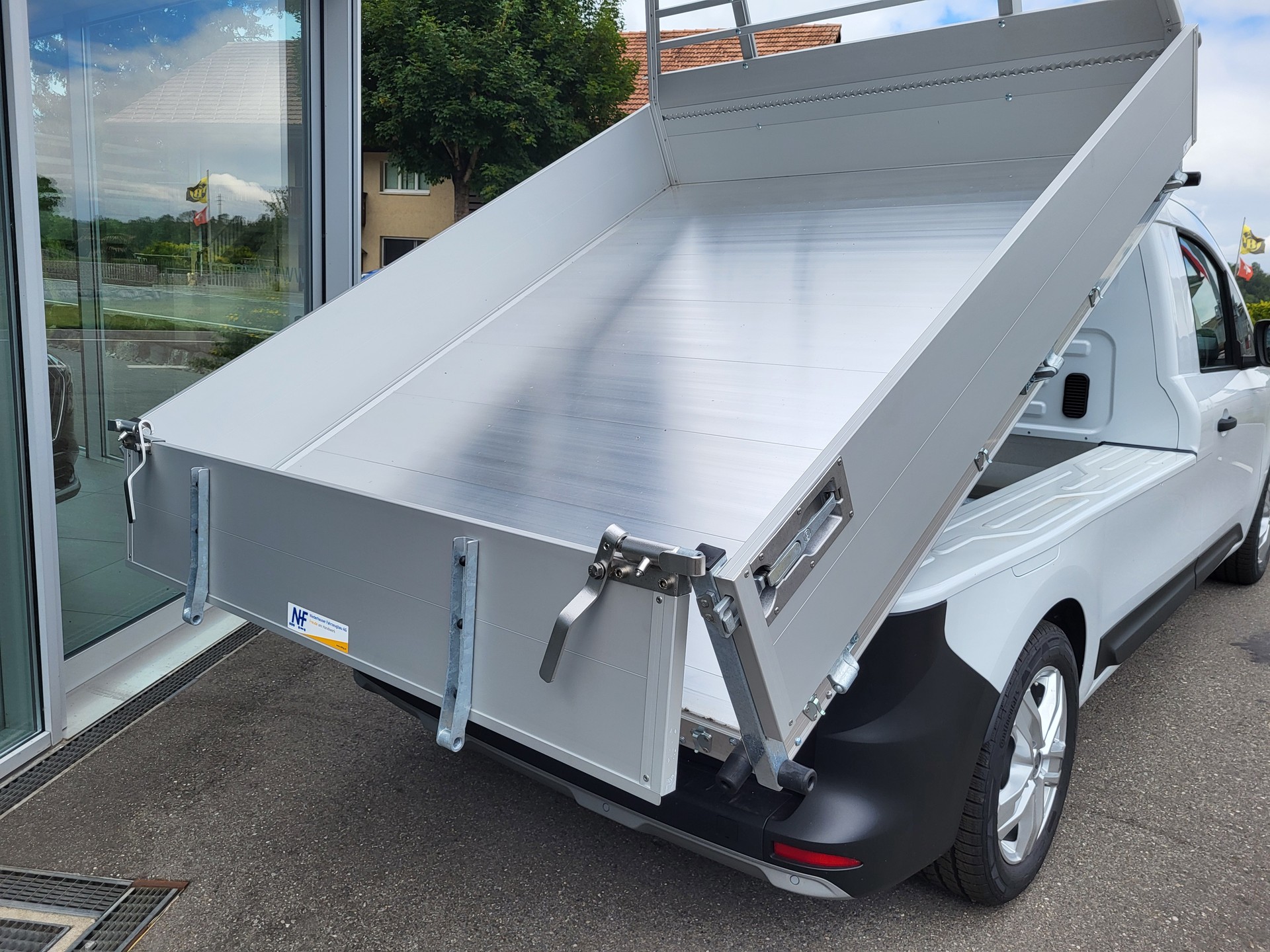NISSAN Townstar 45kWh L2 Acenta-image-4