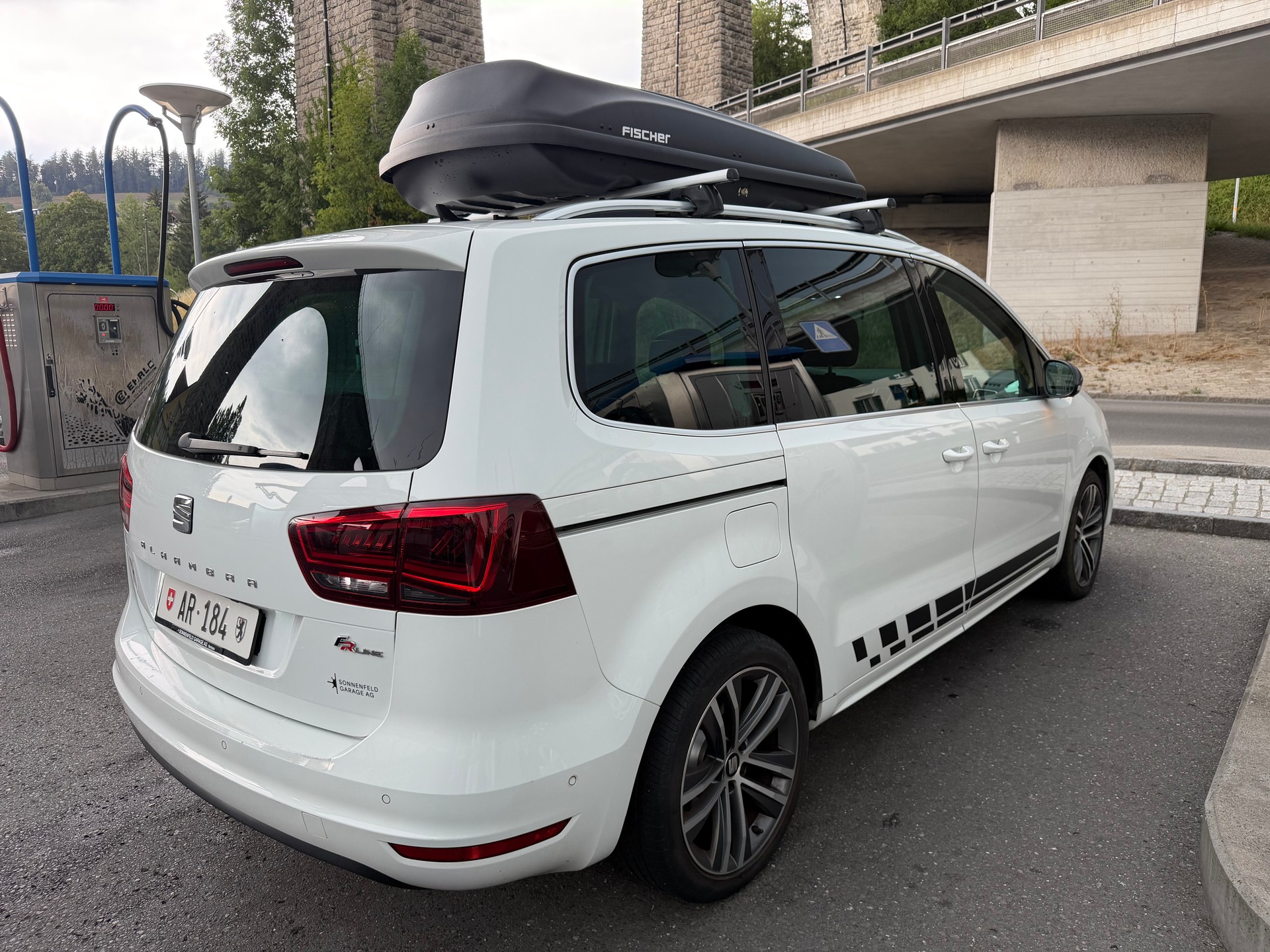 SEAT 2.0 TDI 177 Swiss FR DSG S/S-image-1