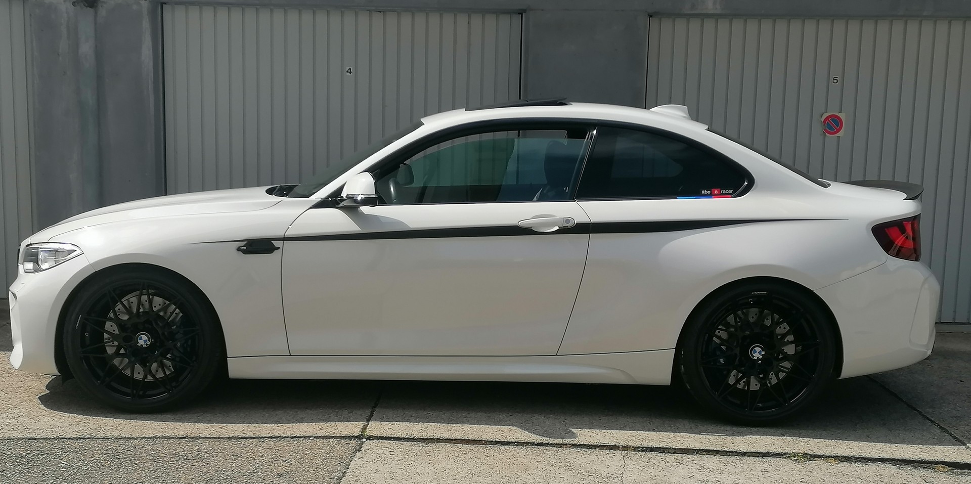 BMW M2-image-0