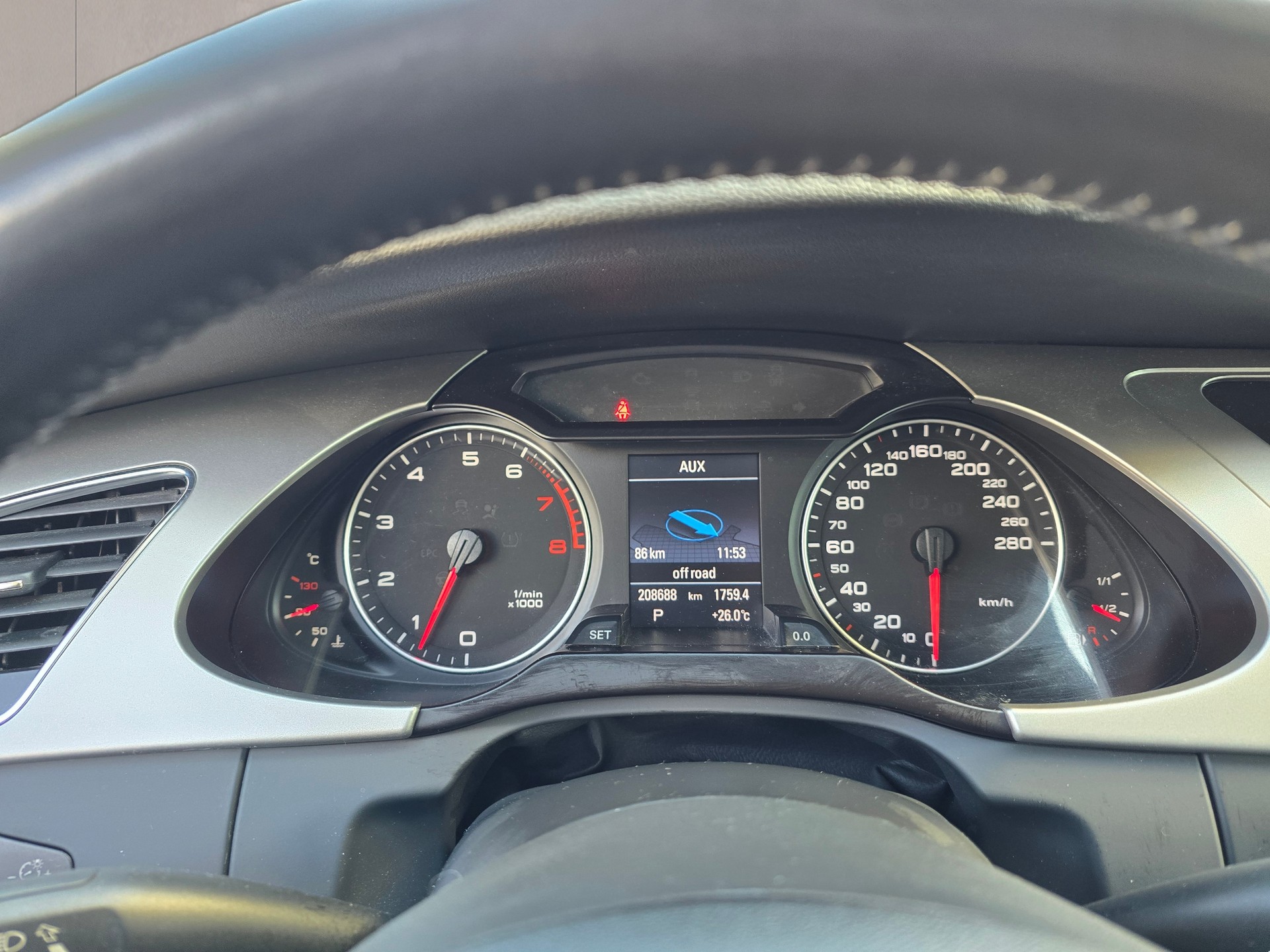 AUDI A4 Avant 1.8 TFSI multitronic-image-17
