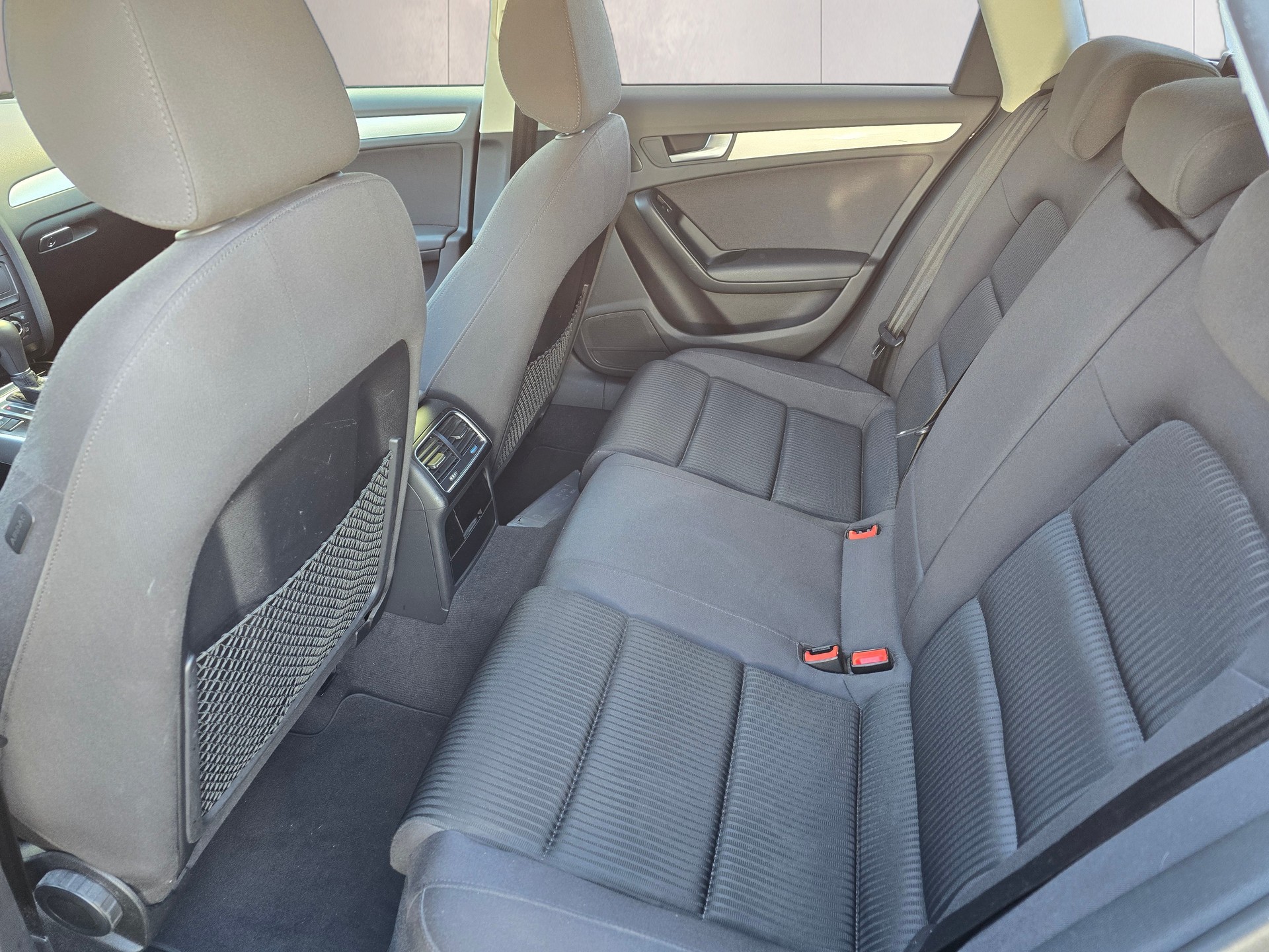 AUDI A4 Avant 1.8 TFSI multitronic-image-15
