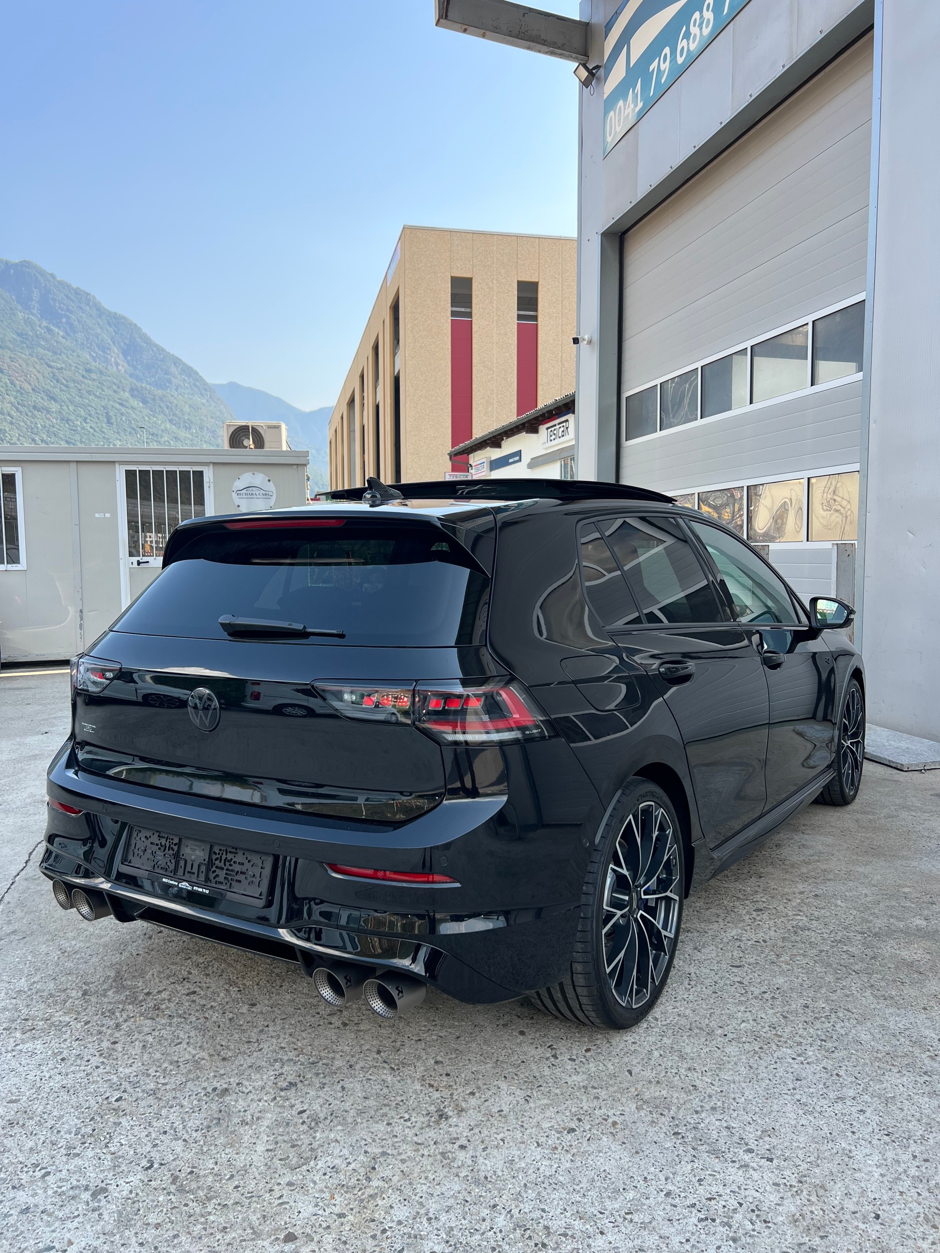 VW Golf 2.0 TSI R DSG 4 Motion - Leasing da 599.-/MESE 0.- ANTICIPO-image-5