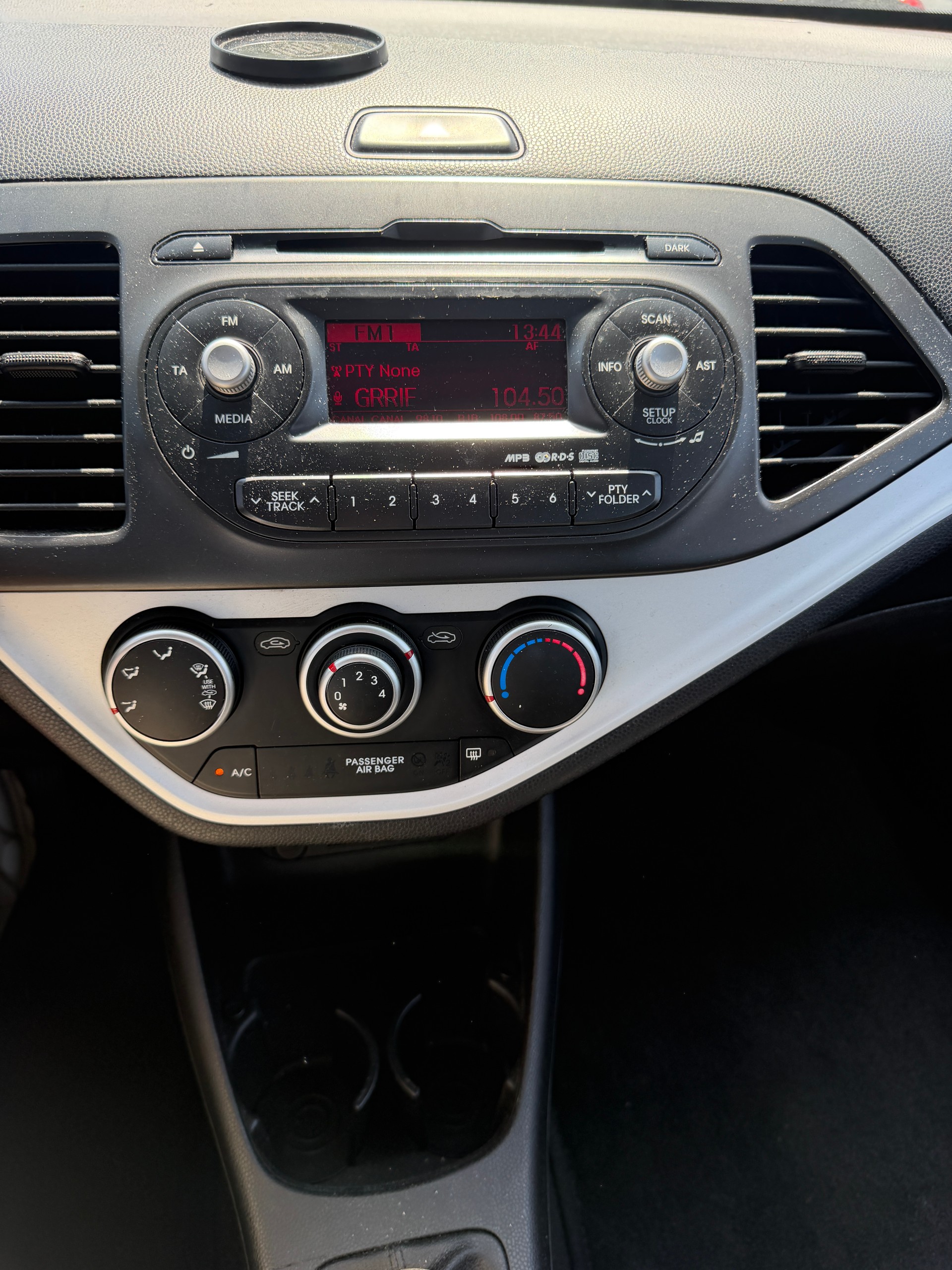 KIA Picanto 1.0 CVVT Style-image-13
