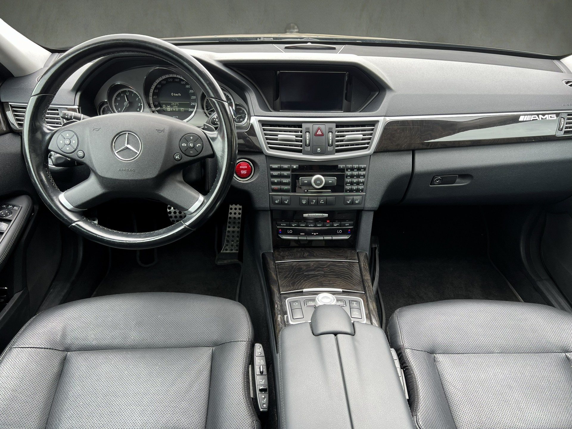 MERCEDES-BENZ E 500 Avantgarde 7G-Tronic-image-24