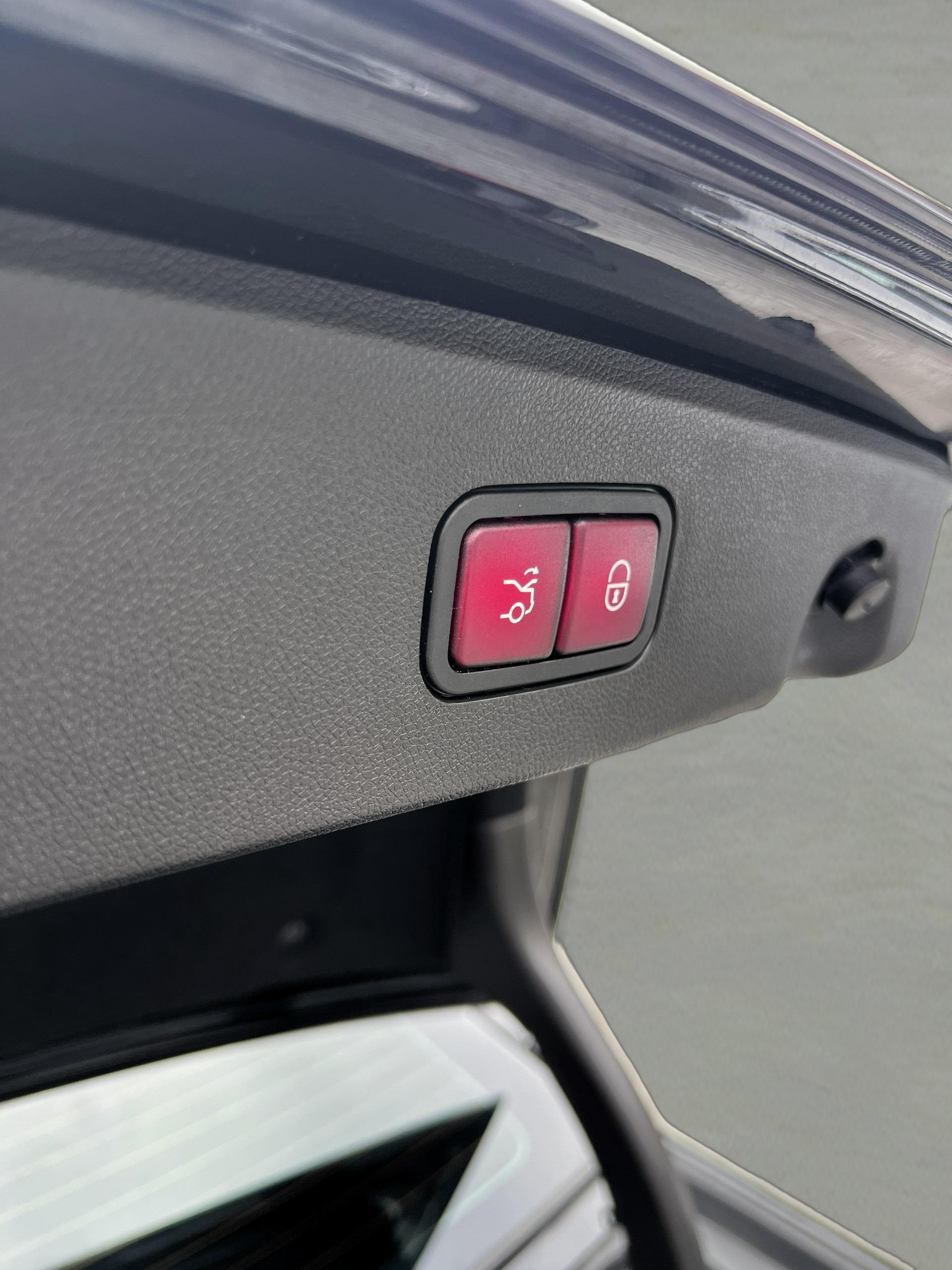 MERCEDES-BENZ E 500 Avantgarde 7G-Tronic-image-18
