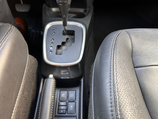 TOYOTA Yaris 1.5 Hybrid Sw.Trend-image-13
