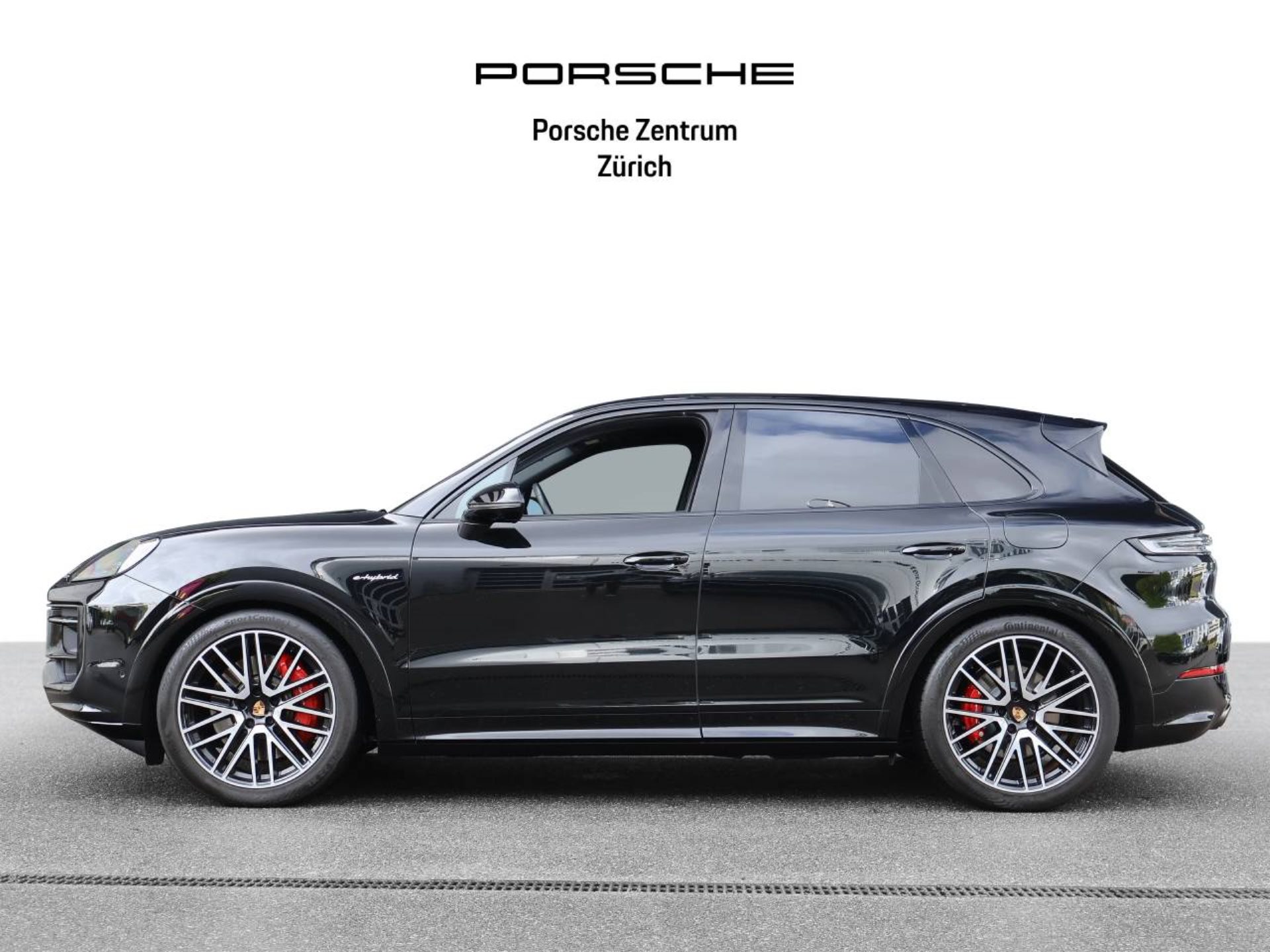 PORSCHE Cayenne S E-Hybrid Black Edition-showroom-element-1
