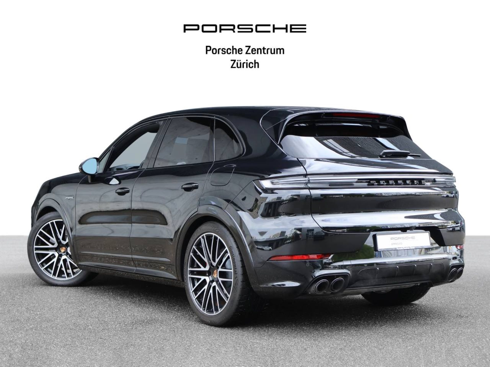 PORSCHE Cayenne S E-Hybrid Black Edition-showroom-element-2