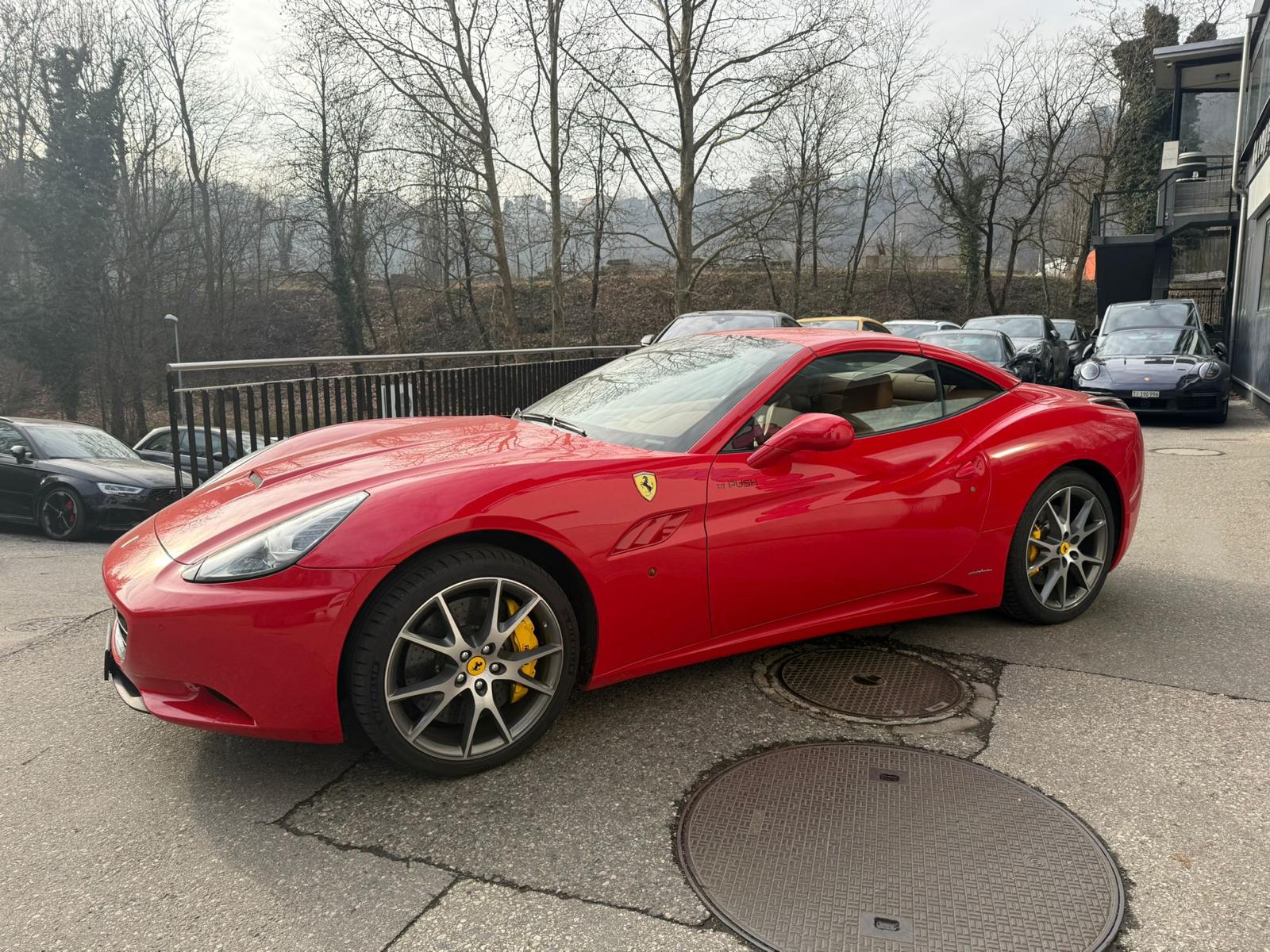 FERRARI California 4.3 V8-image-1