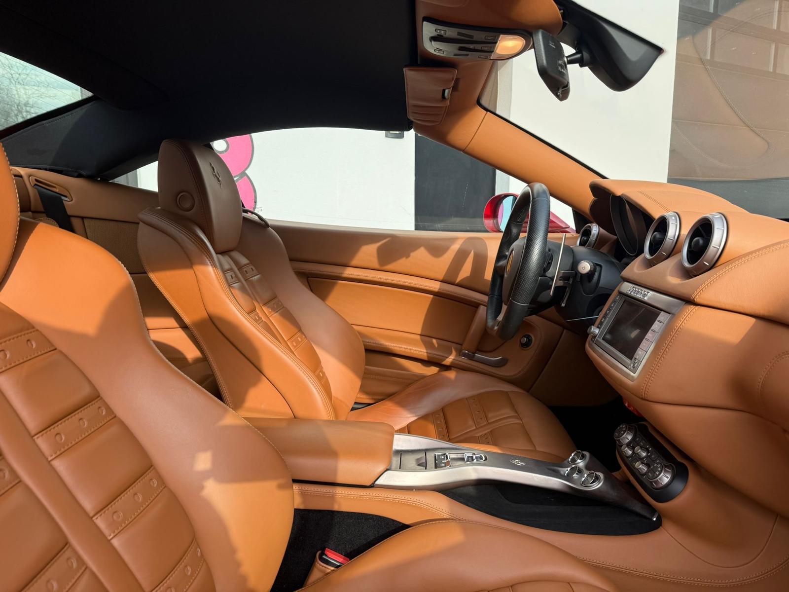 FERRARI California 4.3 V8-image-13