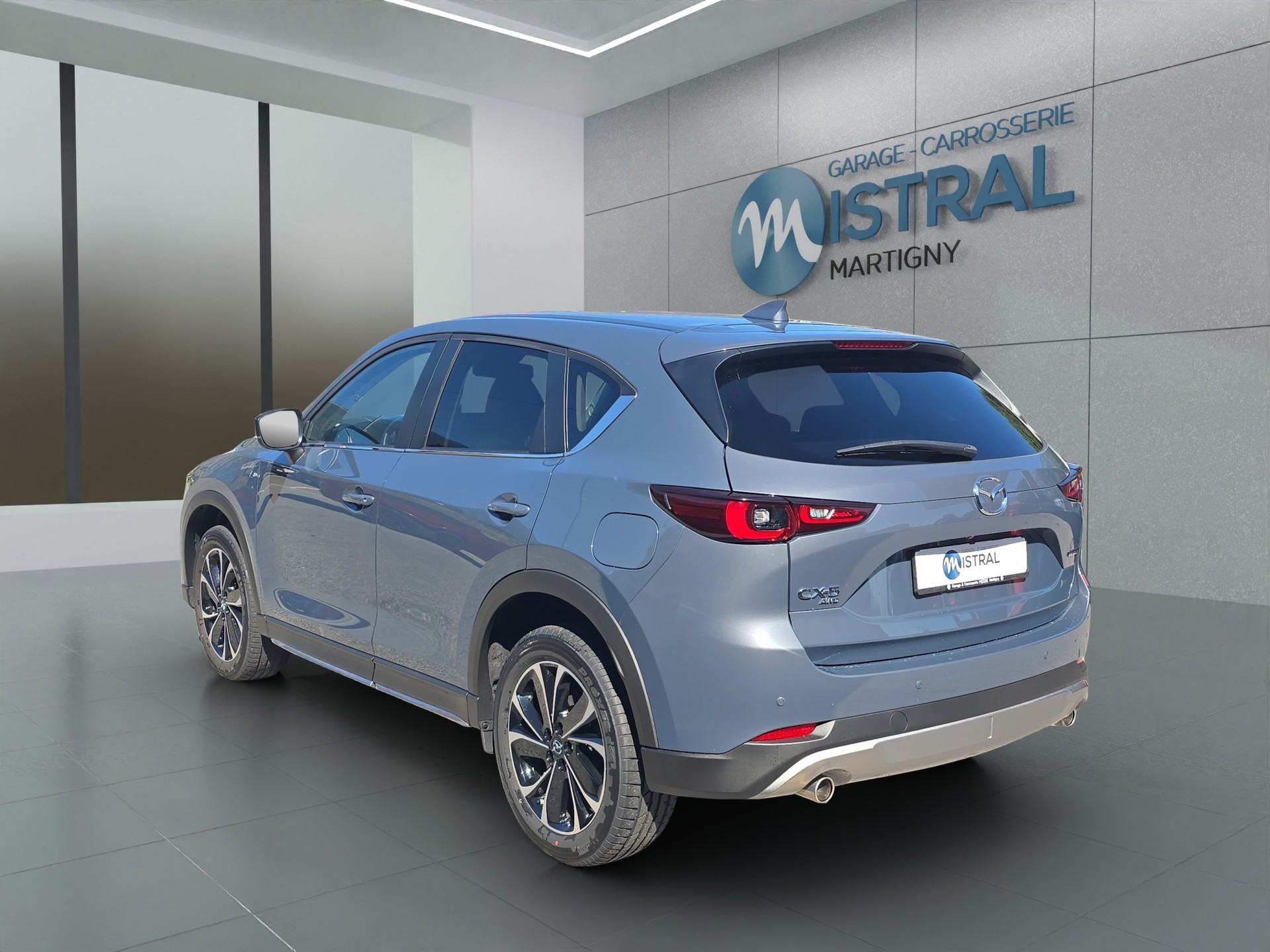MAZDA CX-5 2.5 Newground AWD-image-2