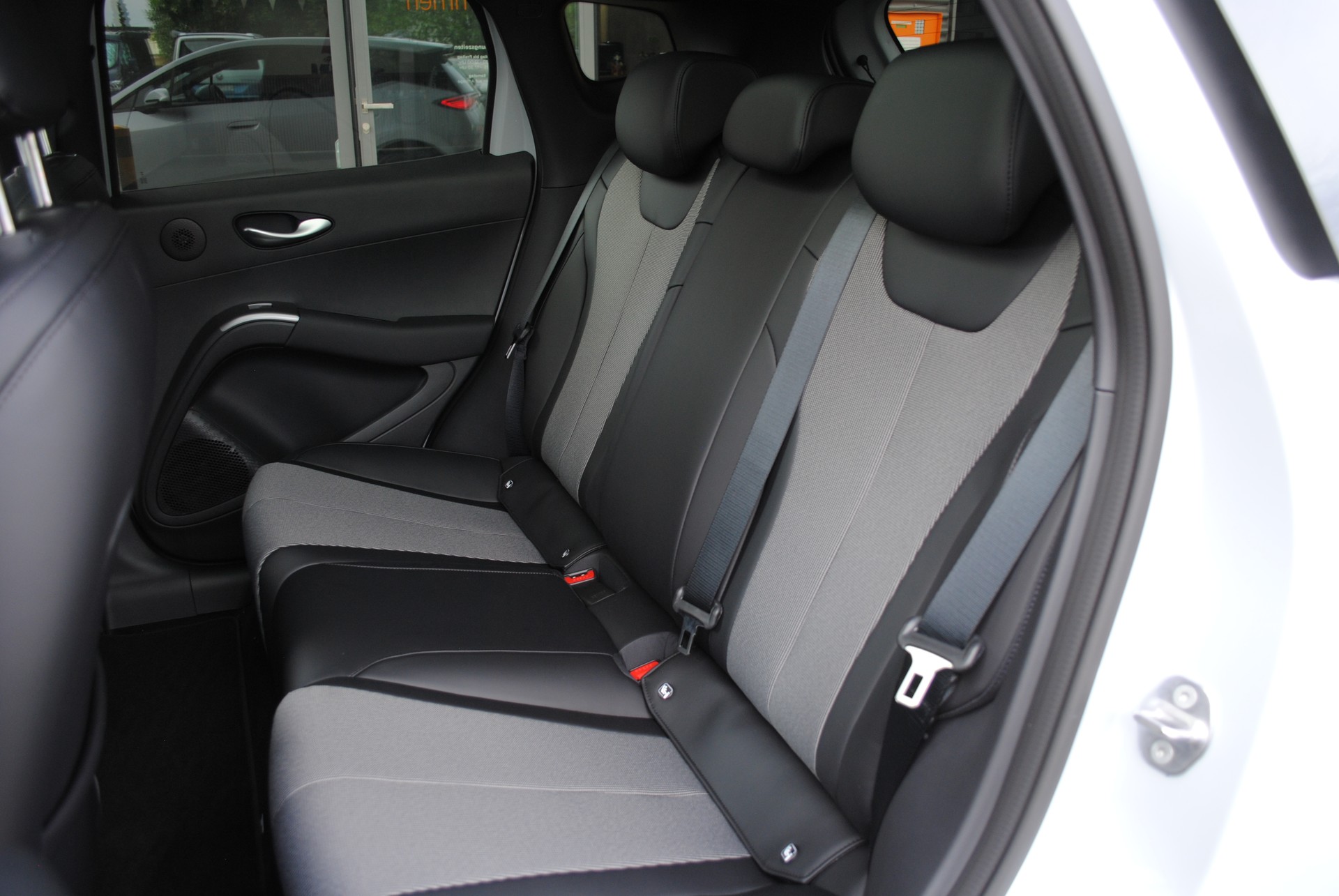 BYD Dolphin G DM-i Boost-image-18