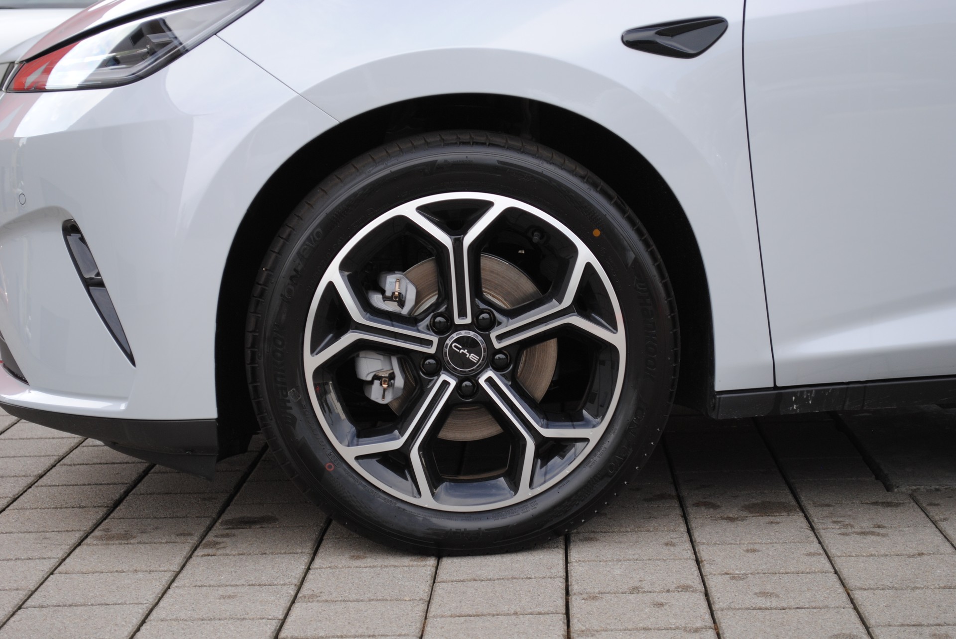 BYD Dolphin G DM-i Boost-image-9